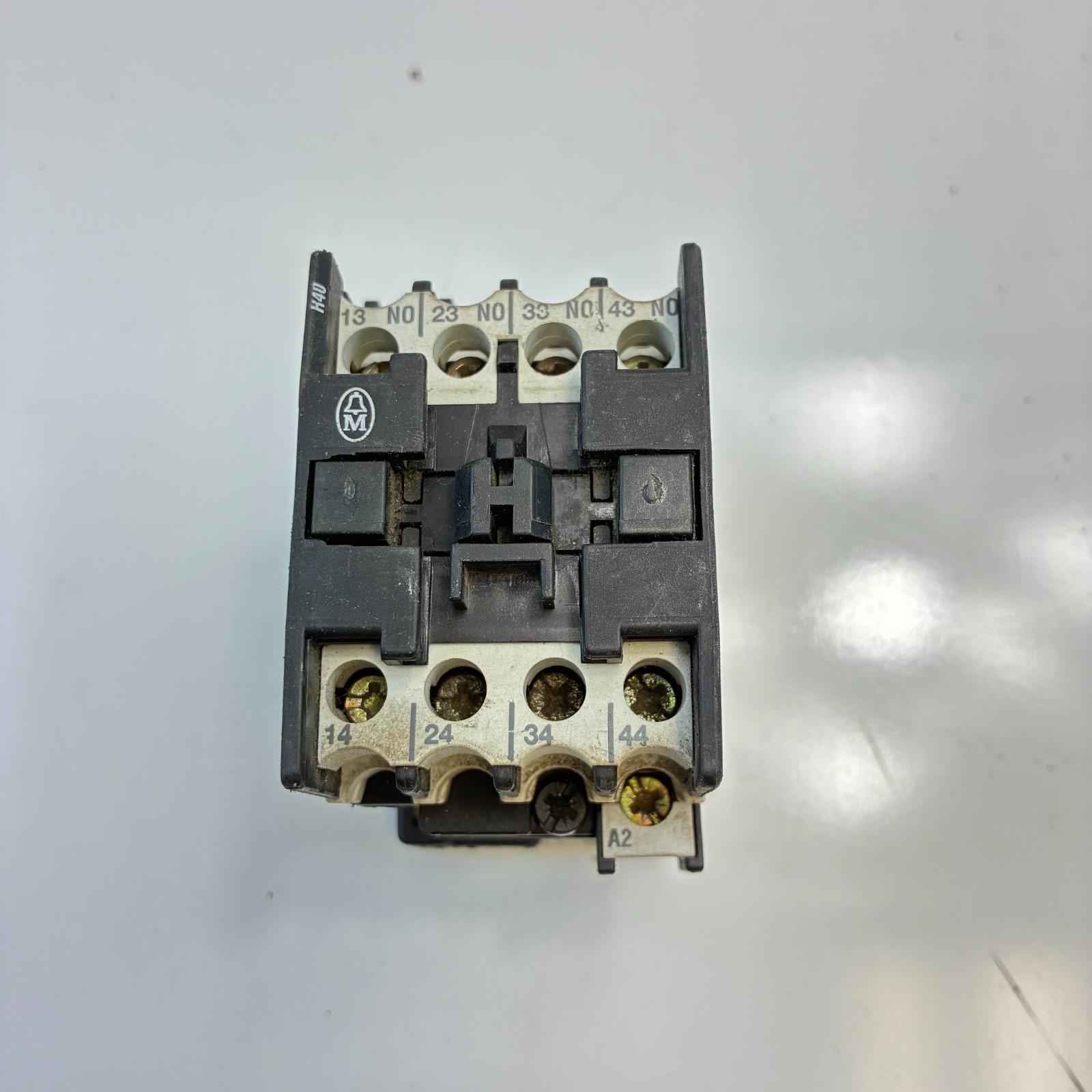 MOELLER DIL R 40 DIL CONTACTOR 110V/120V 50/60HZ