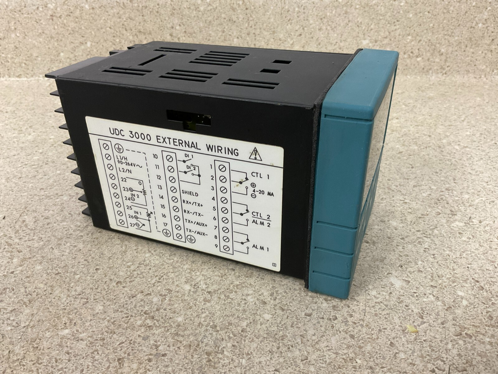 Honeywell DC300C-0-0A0-20-BA00-0