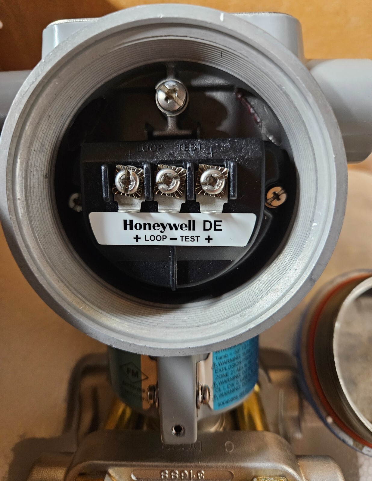 Honeywell STG870 Gauge Transmitter, 316SS Head/316LSS Diaphragm – NEW IN BOX