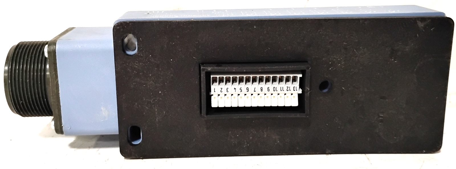 Turck 8FKS5.4/S1812 24 V DC 17-Pin 8-Port Multibox ESCHA J-Box