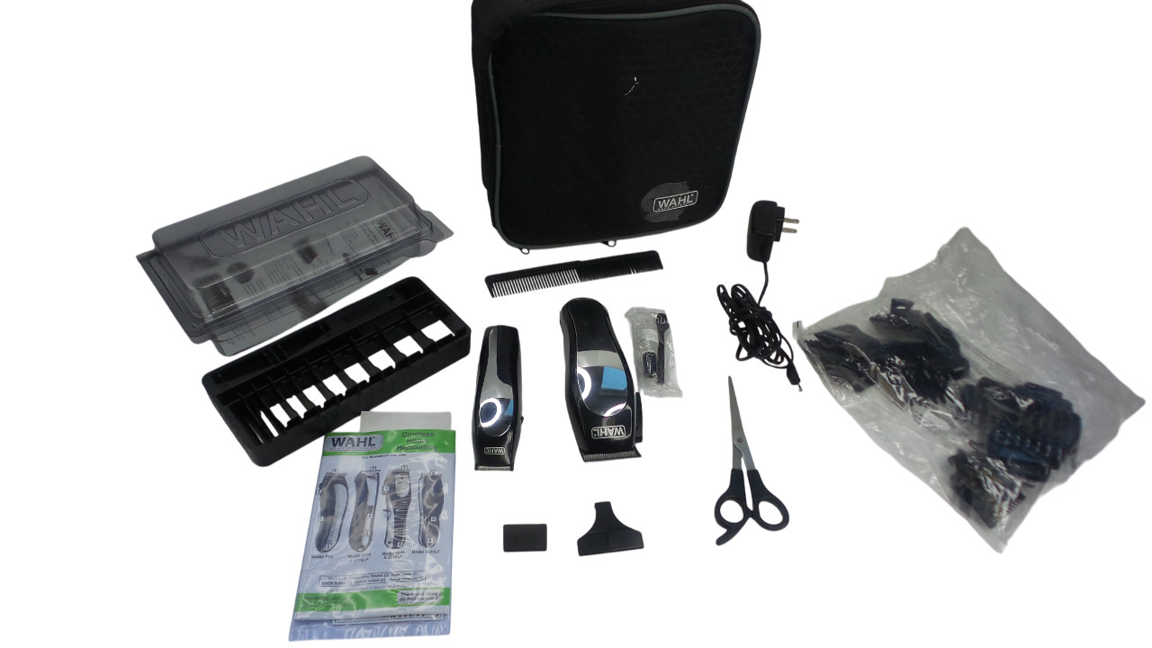 Wahl Lithium Ion Pro Men’s Cordless Haircut Kit -Finishing Trimmer.