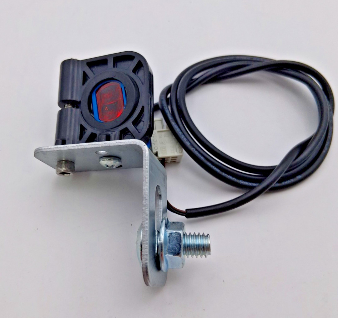 Honeywell MDR 710 Photo Eye(SICK ZLD18-1FZC18) & Reflector Assy