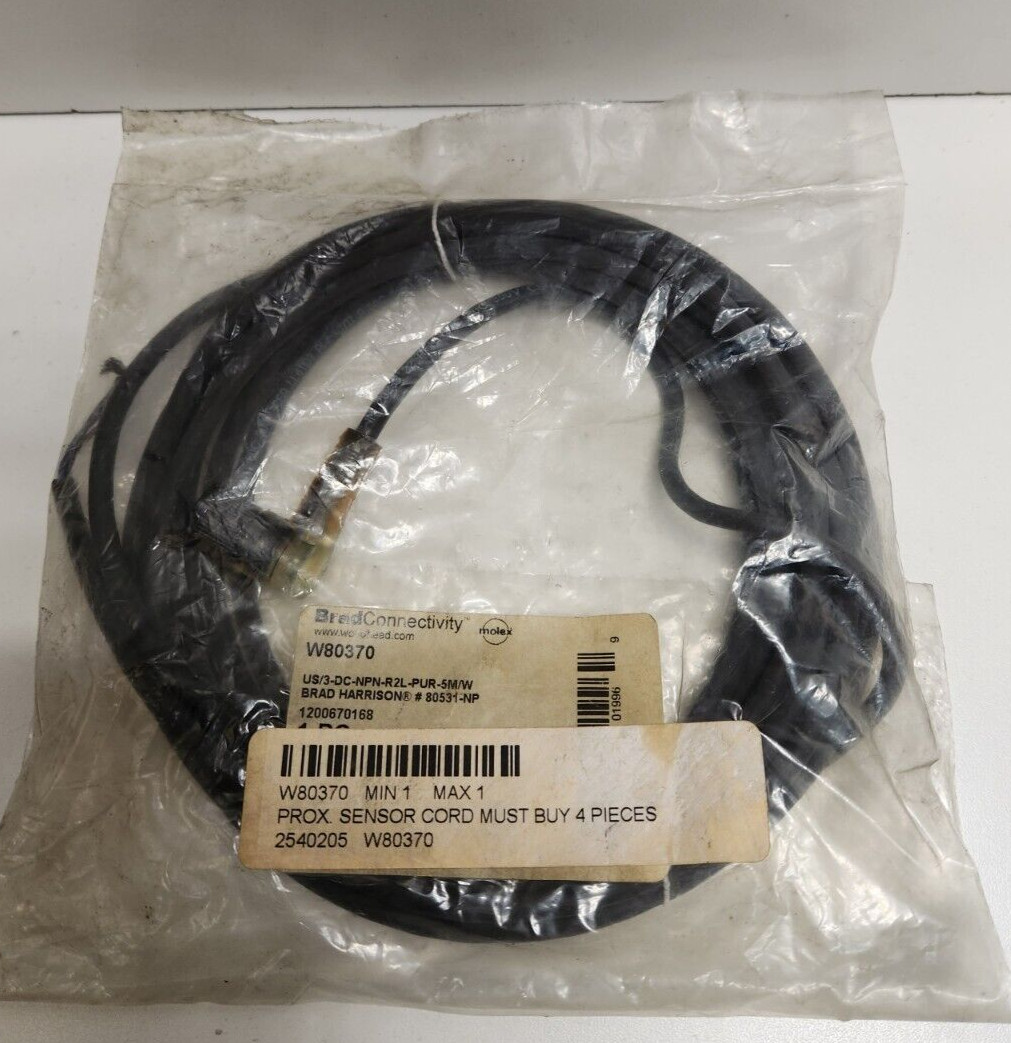 NEW OLD STOCK! WOODHEAD PROXIMITY SENSOR CORD US/3-DC-NPN-R2L-PUR-5M/W W80370