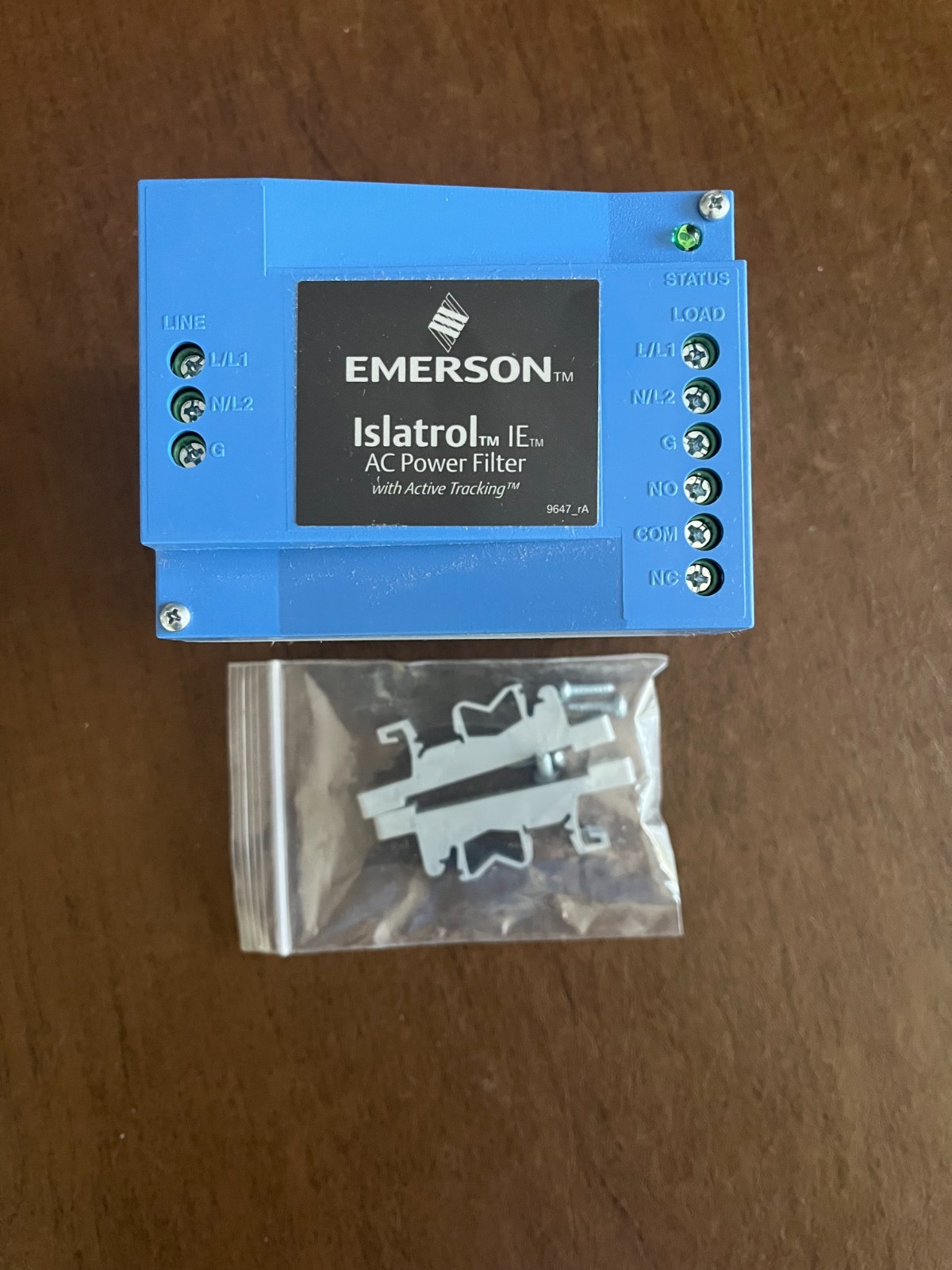 Islatrol IE120 Active Tracking Series connected filter, 120V, 20Amp (Emerson)