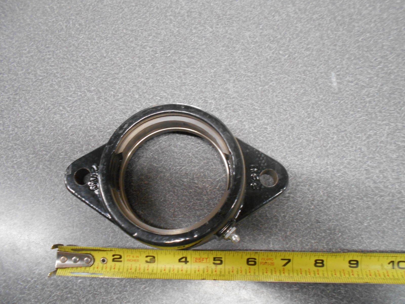 Burns/Tisco 85mm 2-Bolt Greasable Bearing Flange. T85-R. NEW!