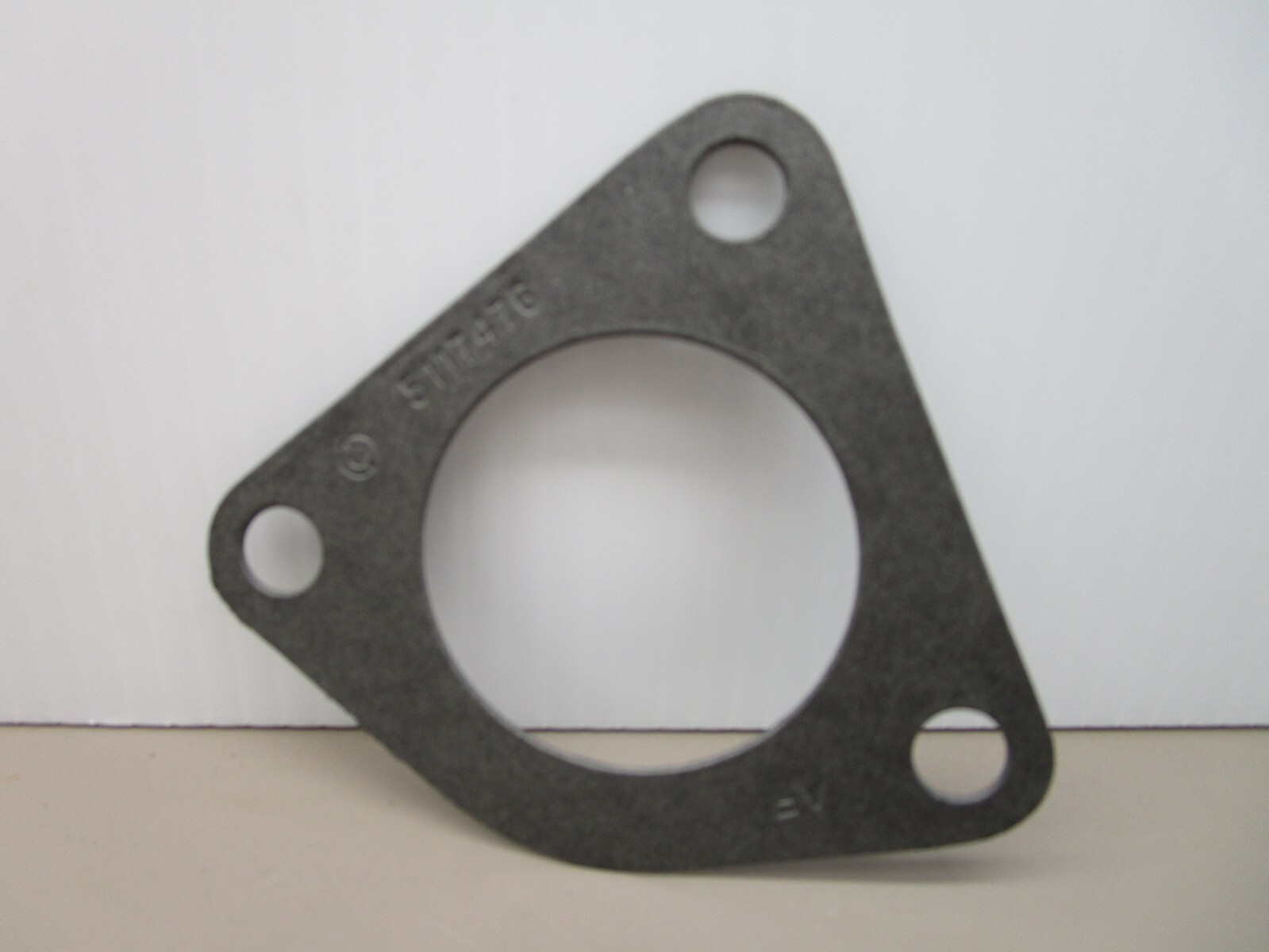 Detroit Diesel 5117476 Gasket Oil Cooler Water Inlet