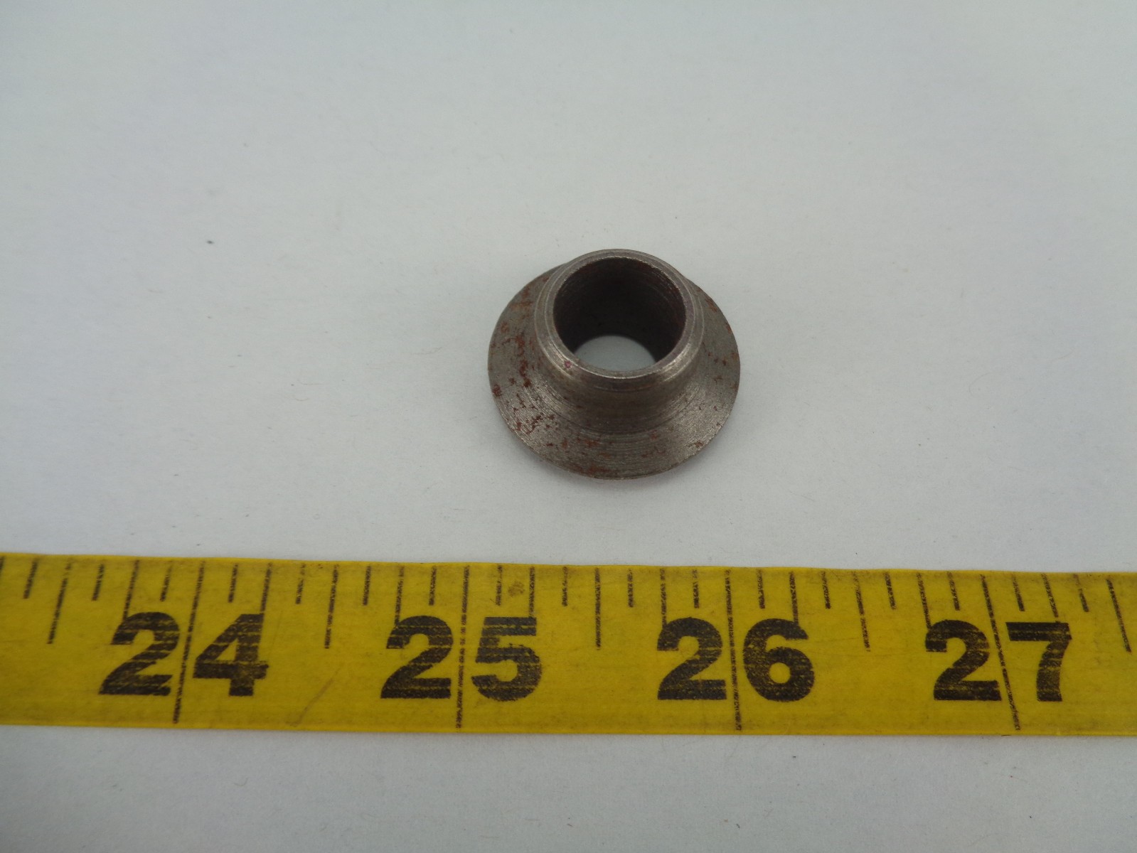 DETROIT DIESEL EXHAUST VALVE SPRING CAP 2 VALVE HEAD NOS
