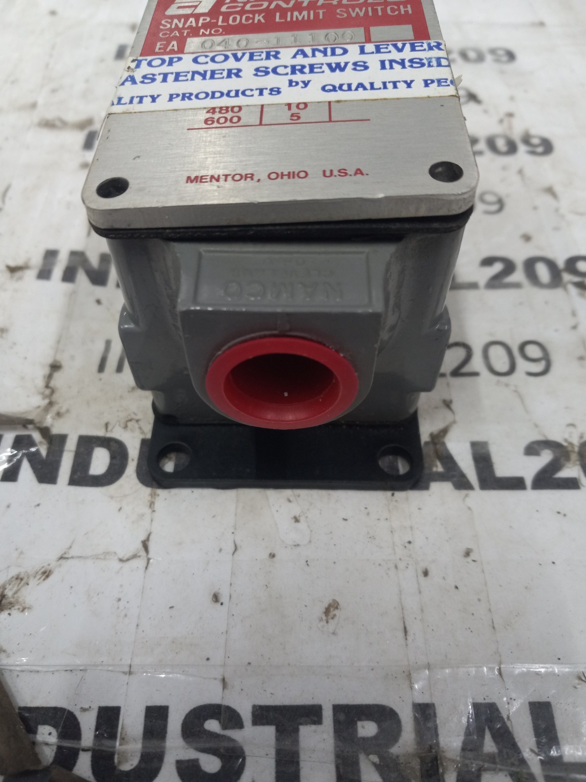 NAMCO SNAP LOCK LIMIT SWITCH 040-11100