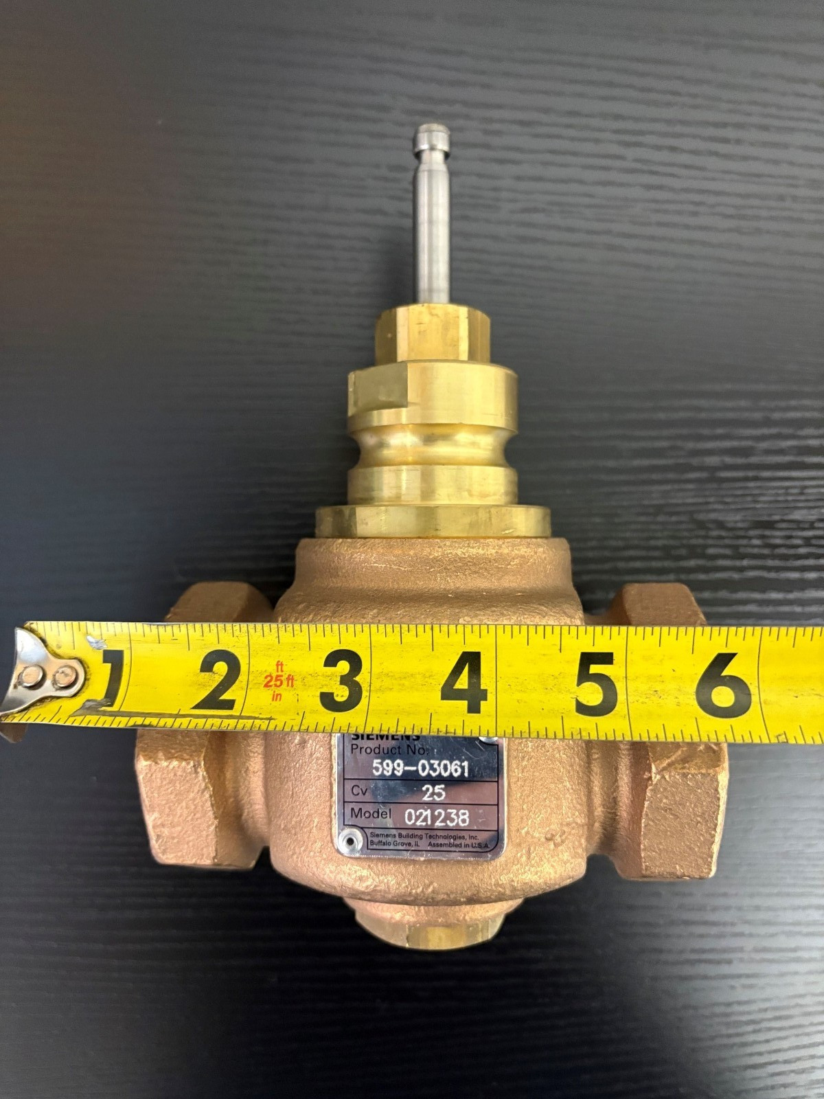 Siemens Flowrite 599 Series Globe Valve 250CV=25 1-1/2″ 599-03061