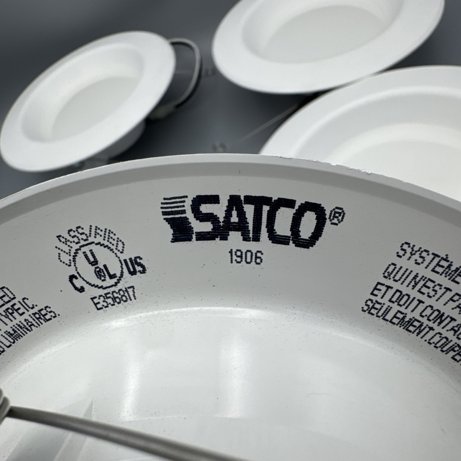 Set Lot Of FOUR 4 – SATCO S29315 9.8W LED 90° Beam 5000K 120V Downlight Retrofit