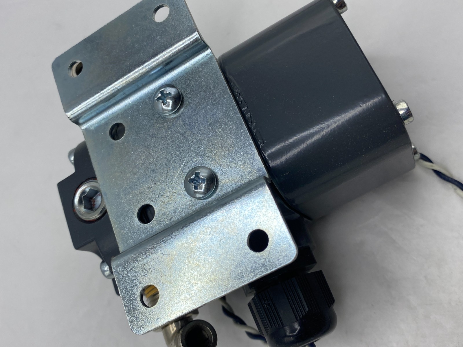 CONTROL AIR TYPE 500X E/P TRANSDUCER INPUT 0-10V 3-120 PSIG 123-150 PSIG 🎯