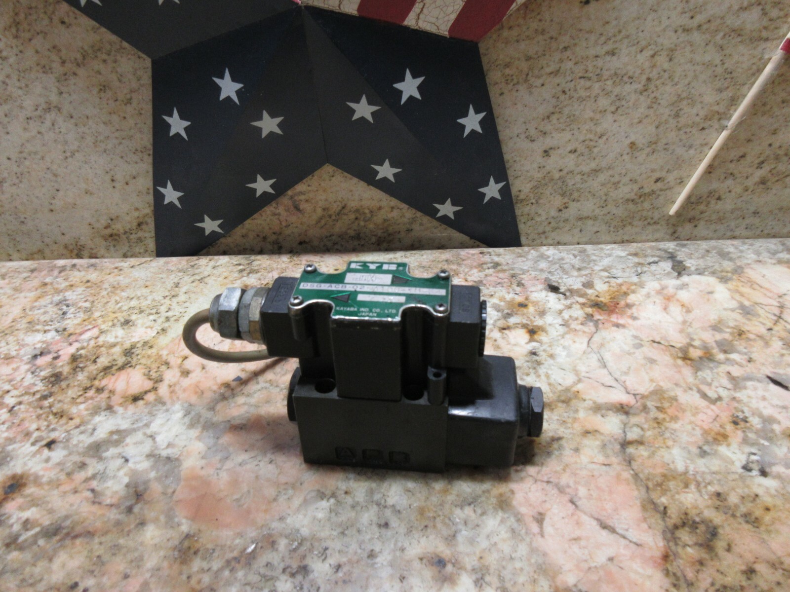 KYB VALVE DSG-ACB-02-A100-TM-K4 2AL