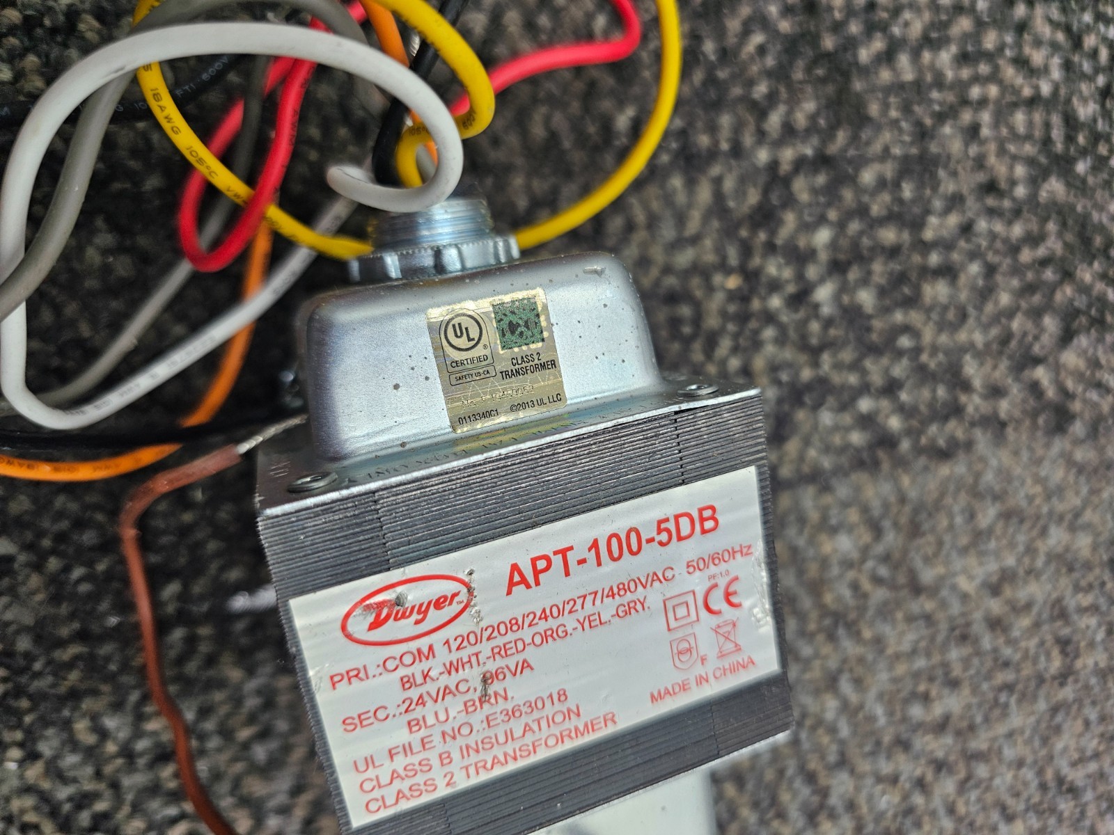 DWYER APT-100-5DB AC POWER TRANSFORMER, 120/208/240/277/480 VAC INPUT