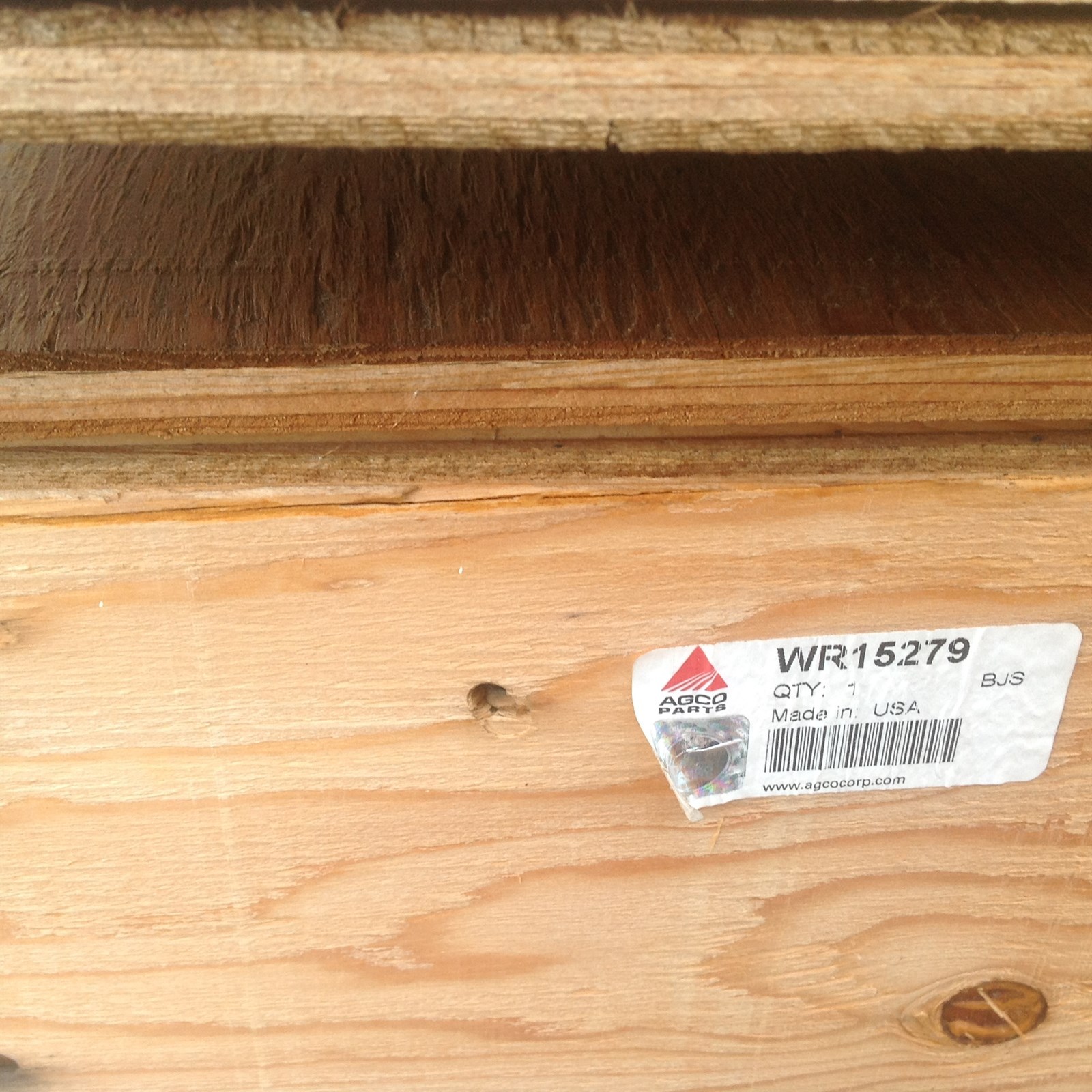 WR15279 COVER AGCO WILMAR PULL TYPE SPREADER S-500, S-600, S-800, SS600B