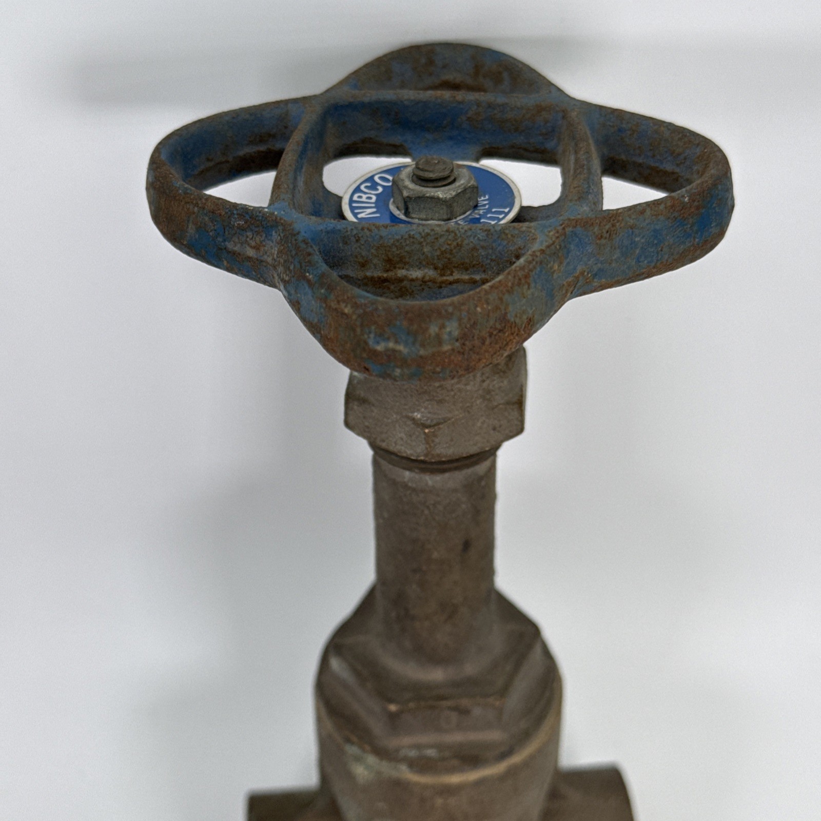 Nibco S-111 1″ Solder Gate Valve 125 SWP 200 WOG Sweat Bronze