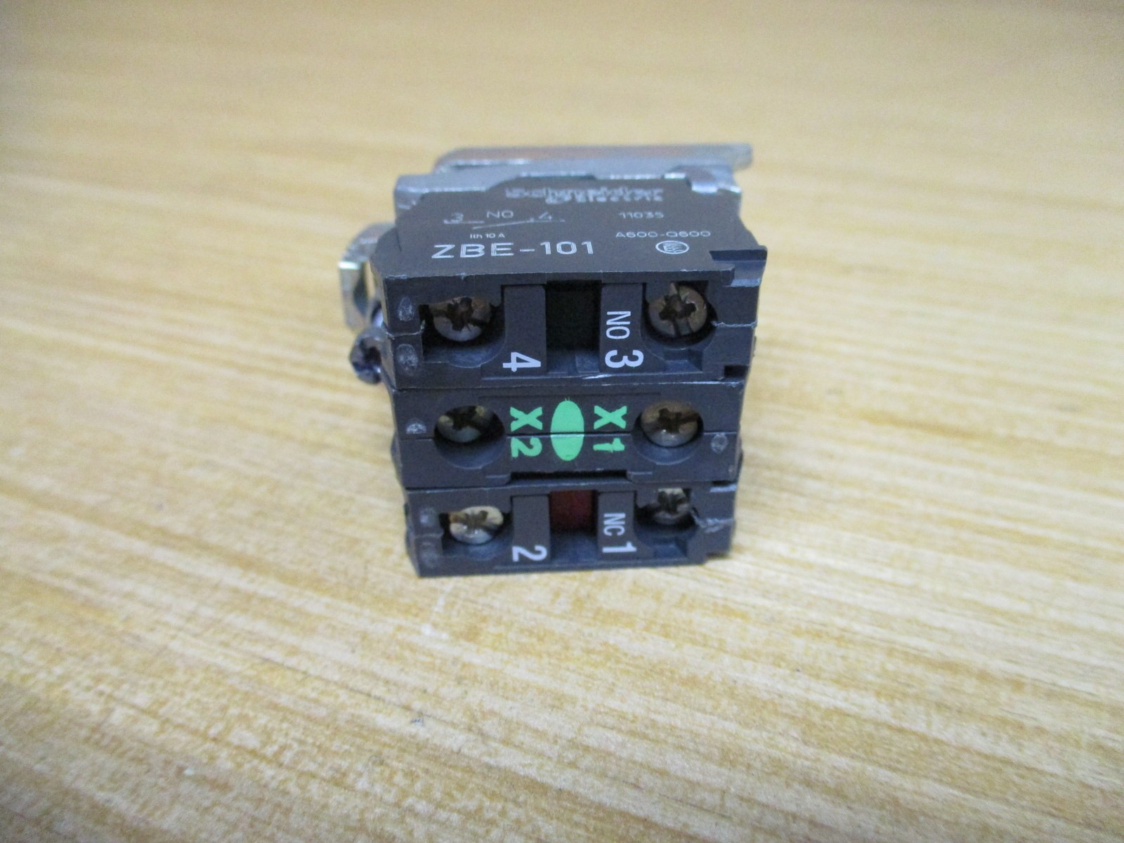 Schneider XB4BW33B5 Telemecanique Illum. Push Button (Pack of 3)