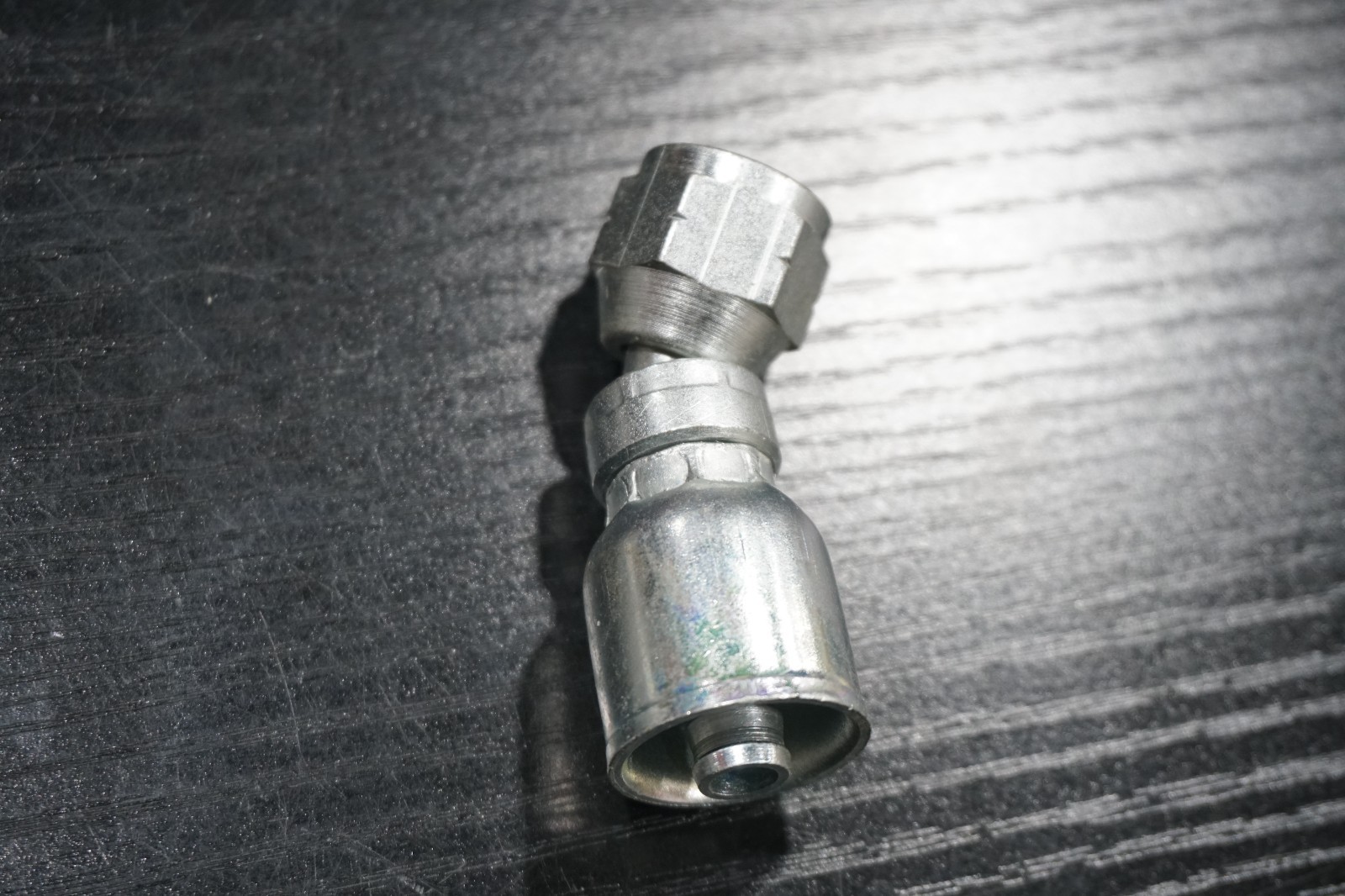 Aeroquip FJ3246-0606S FITTING-P DIN1S/SAER1 SAE45, Free Shipping