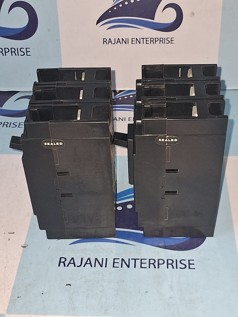 Terasaki Electric XS50NS Tembreak Circuit Breaker 3 Pole 15A And 50A (NEW)