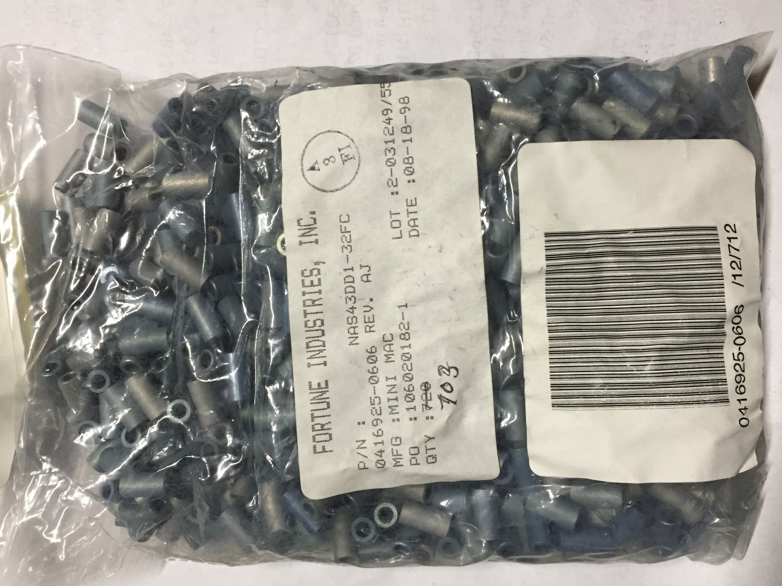 RAYTHEON CO NAS43DD1-32FC SPACER (LOT OF 5)
