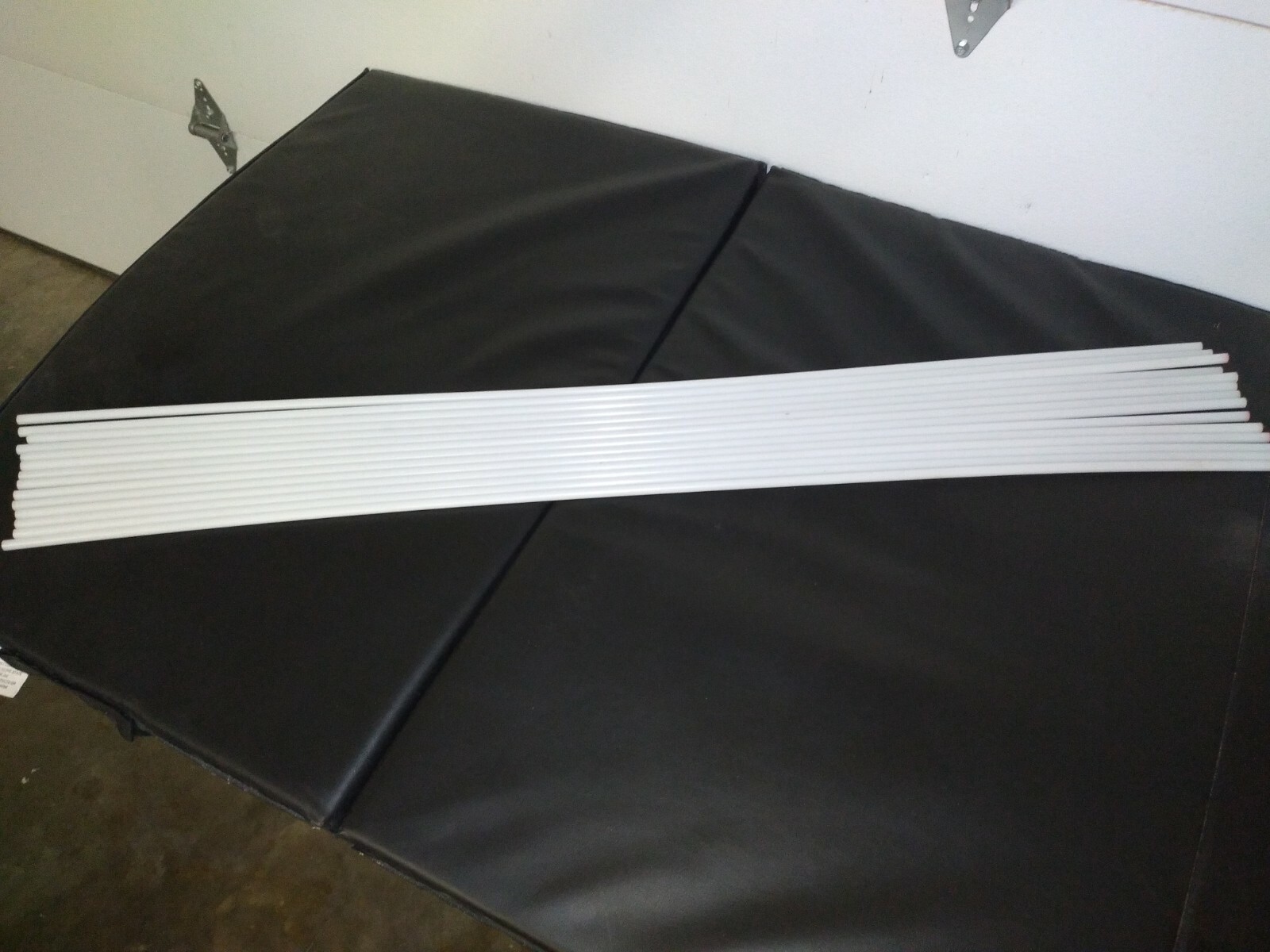 14pcs High Density Polyethylene HDPE 3/8″ Round Stock Rod 48″ 4 ft White 56 feet