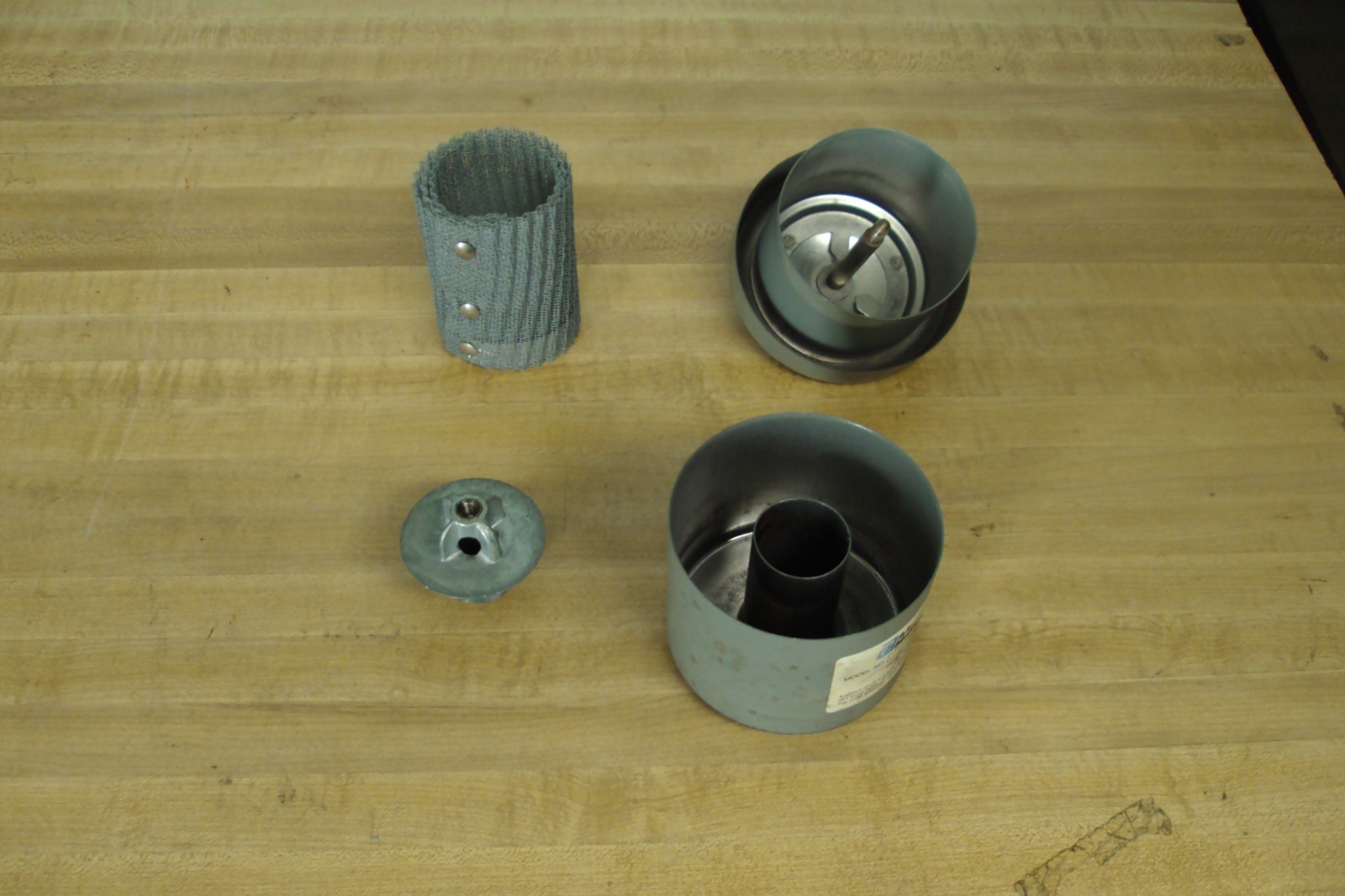 AIR-MAZE FAOB Oil Bath Filter 3/4″ NPT 3″ High 3″ Wide New Old Stock Bin 367