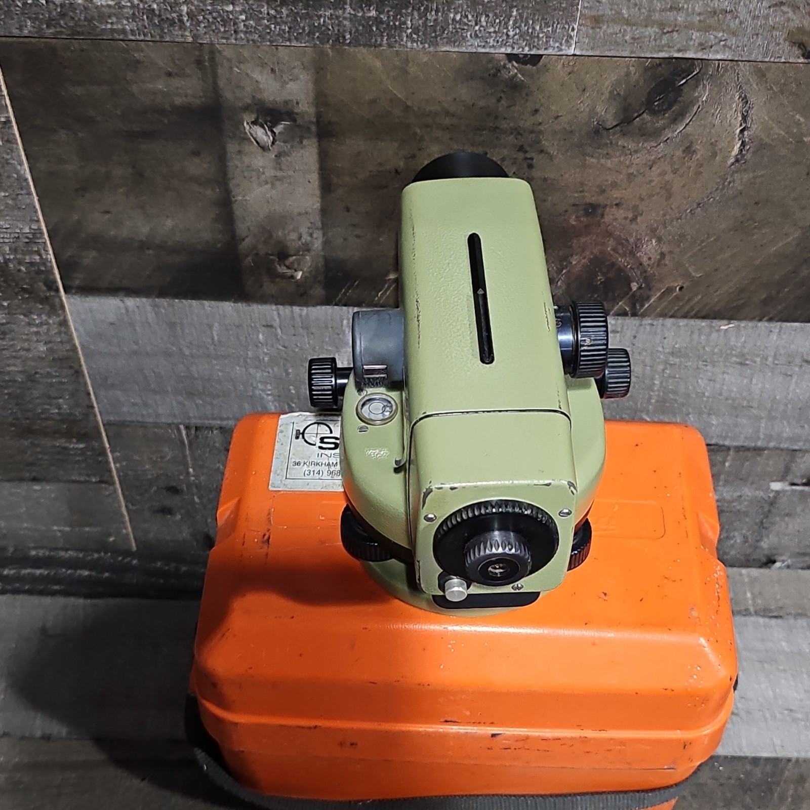 Wild Heerbrugg NA1 automatic level in working condition.