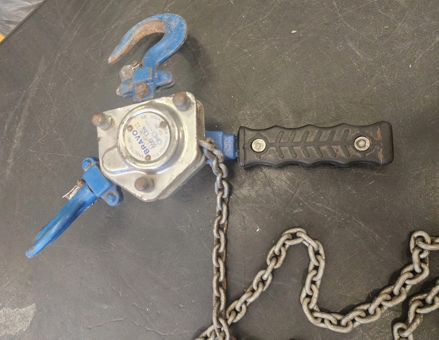 bravo™ Lever Chain Hoist – 1/4 Ton / 500 lbsLever Chain Hoist