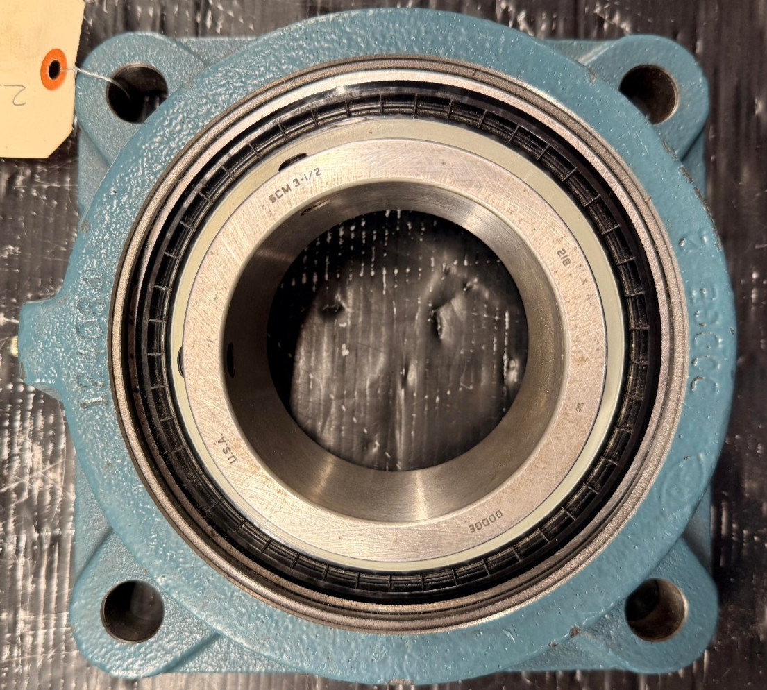 1 NEW DODGE 124084 SCM 3-1/2 4-BOLT FLANGE BEARING NNB ***MAKE OFFER***