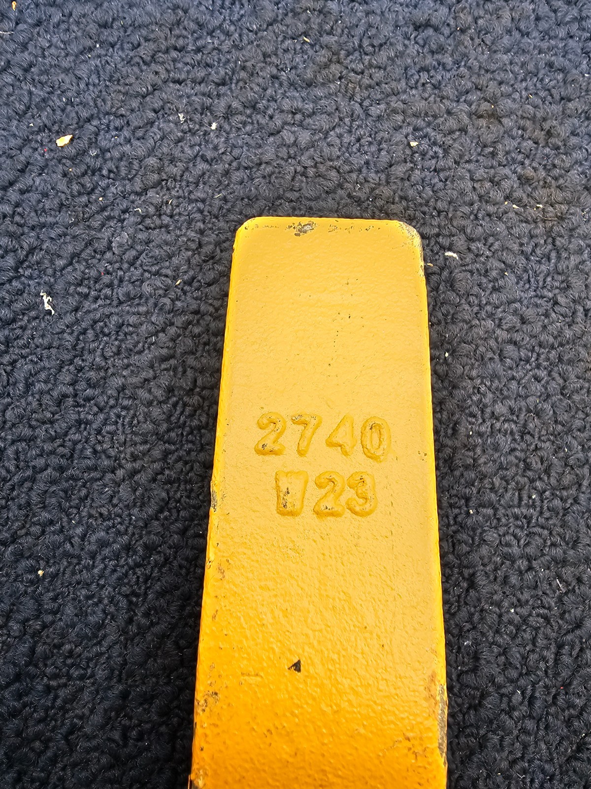 2740 W23: Yellow Bucket Tooth Fits Case/International Harvester