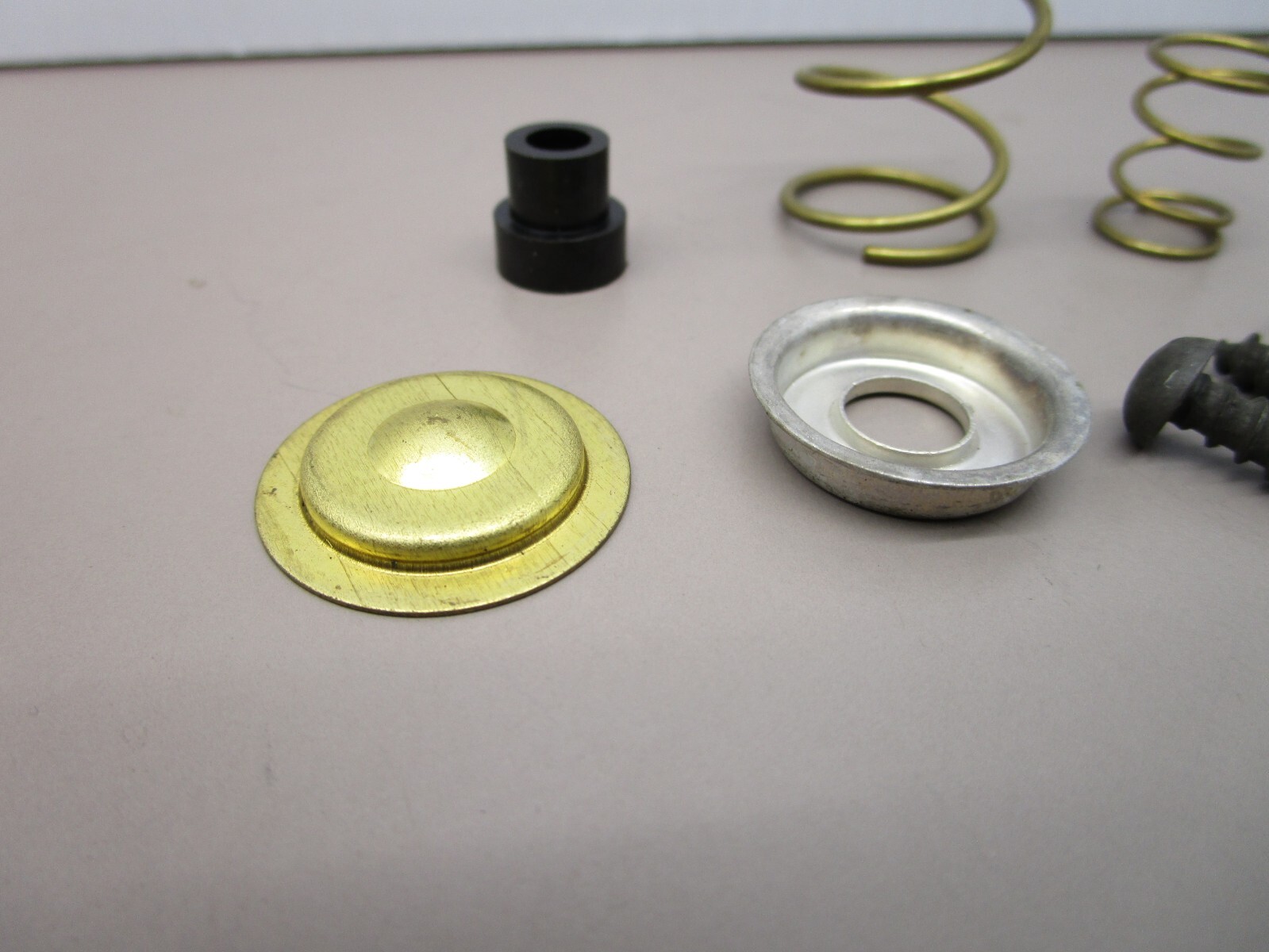 TRW Horn Button Small Contact Cup and Parts Ross Steering Column Simon Duplex