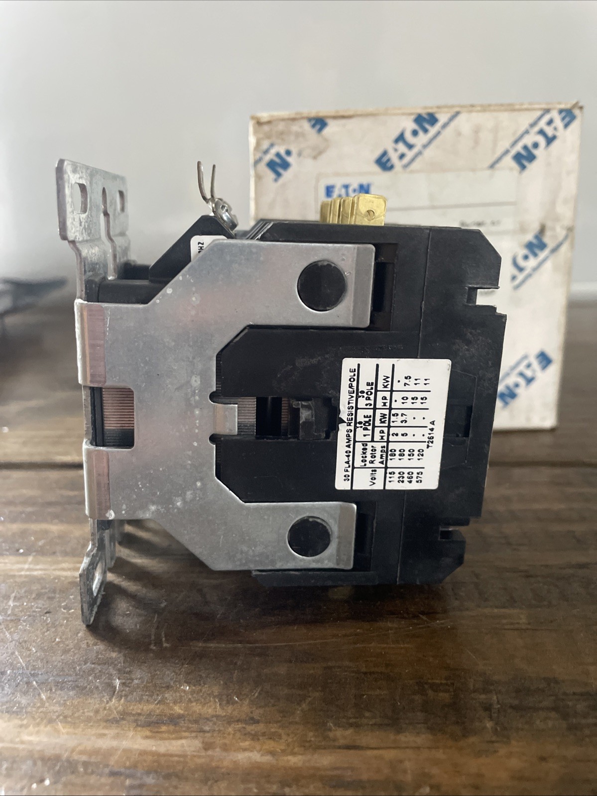 Eaton NSB C25END430T Definite Purpose Contactors Non-Reversing 4P 30A 24V 50/60H