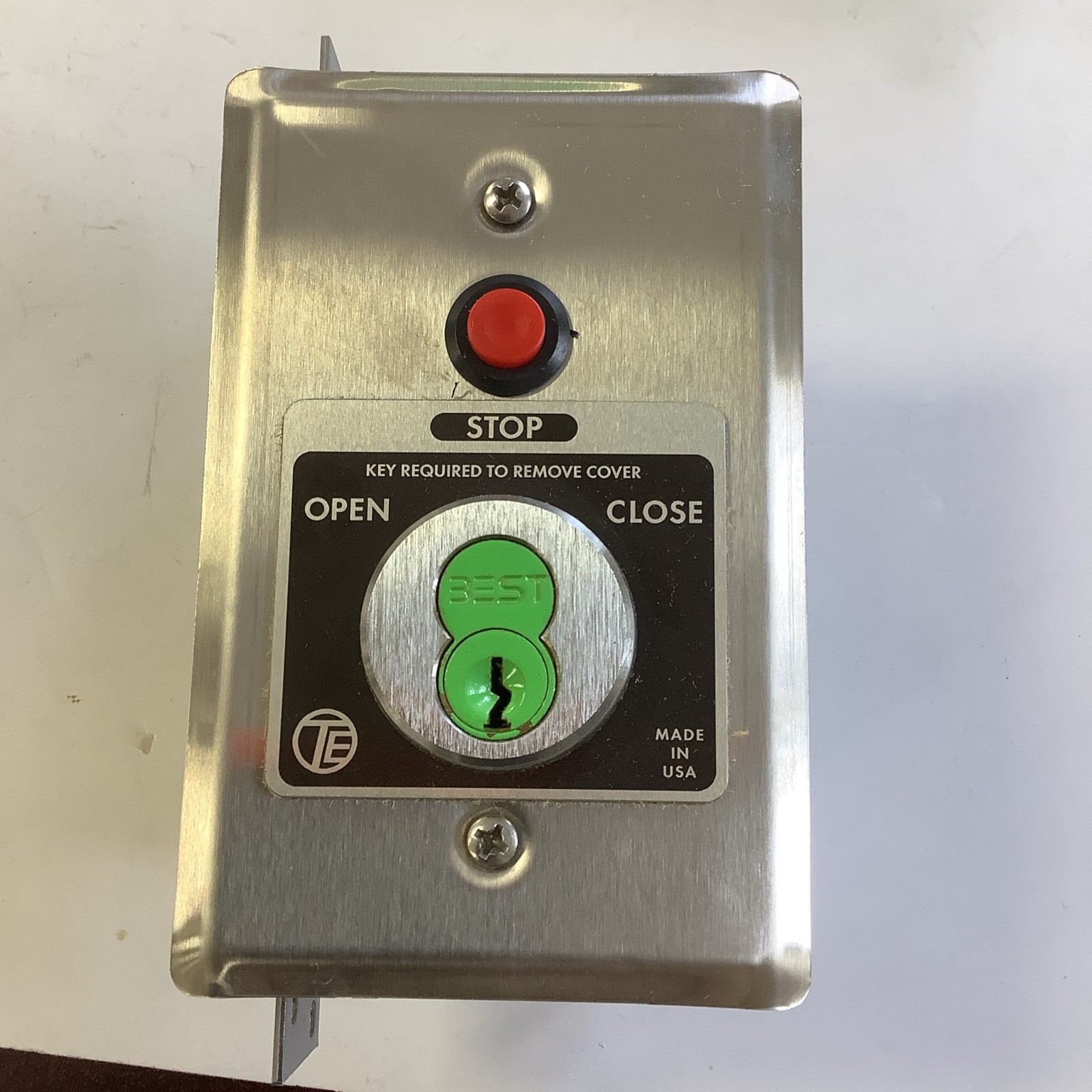 MMTC HBFS-BC Open/Close Keyed Switch HBFSBC W/O Key