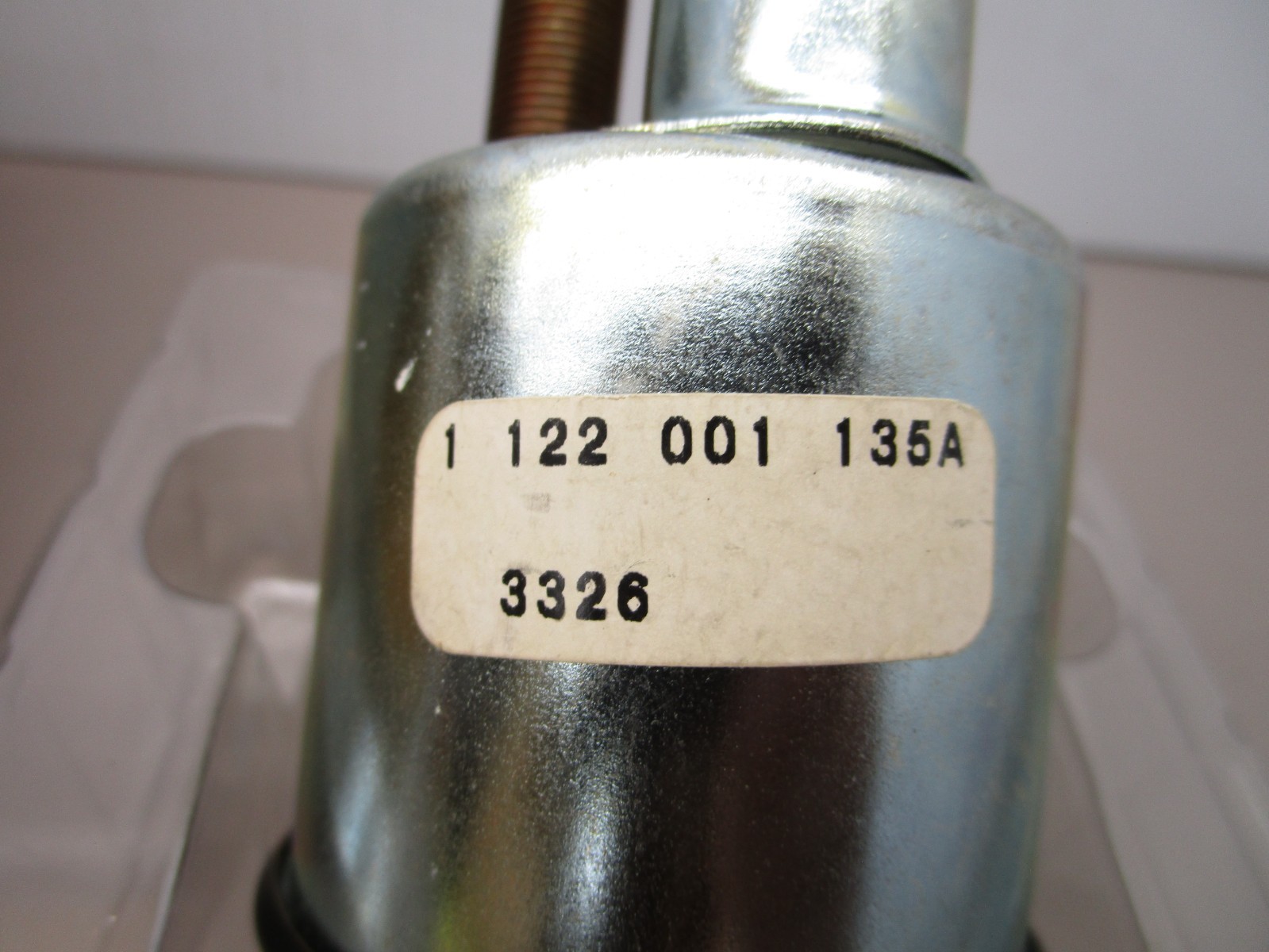VDO 1-122-001-135D 2″ Dual Air Pressure Gauge 150PSI