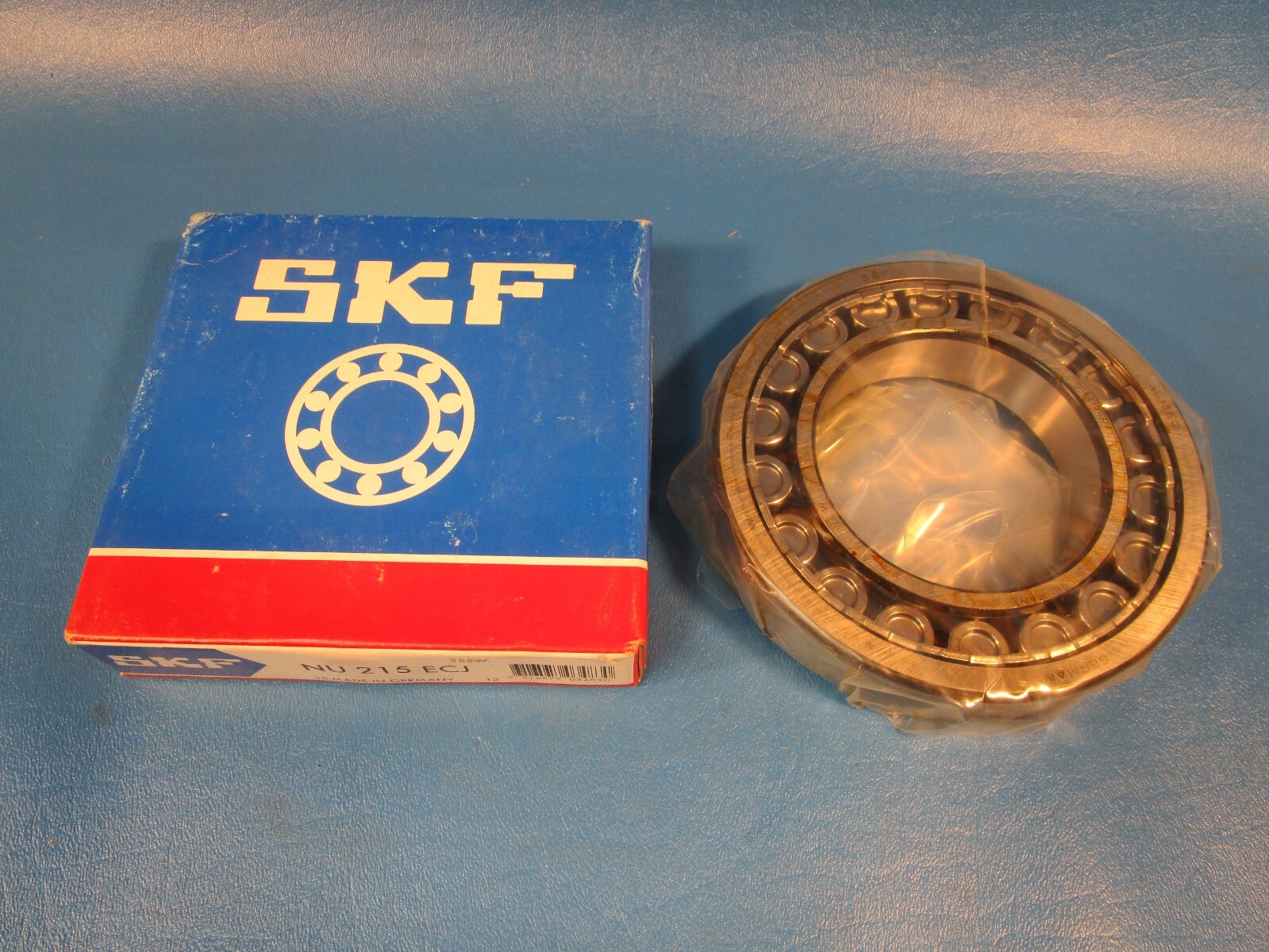 SKF NU 215 ECJ Cylindrical Roller Bearing – Single Row, 75 mm ID x 130 mm OD x 2