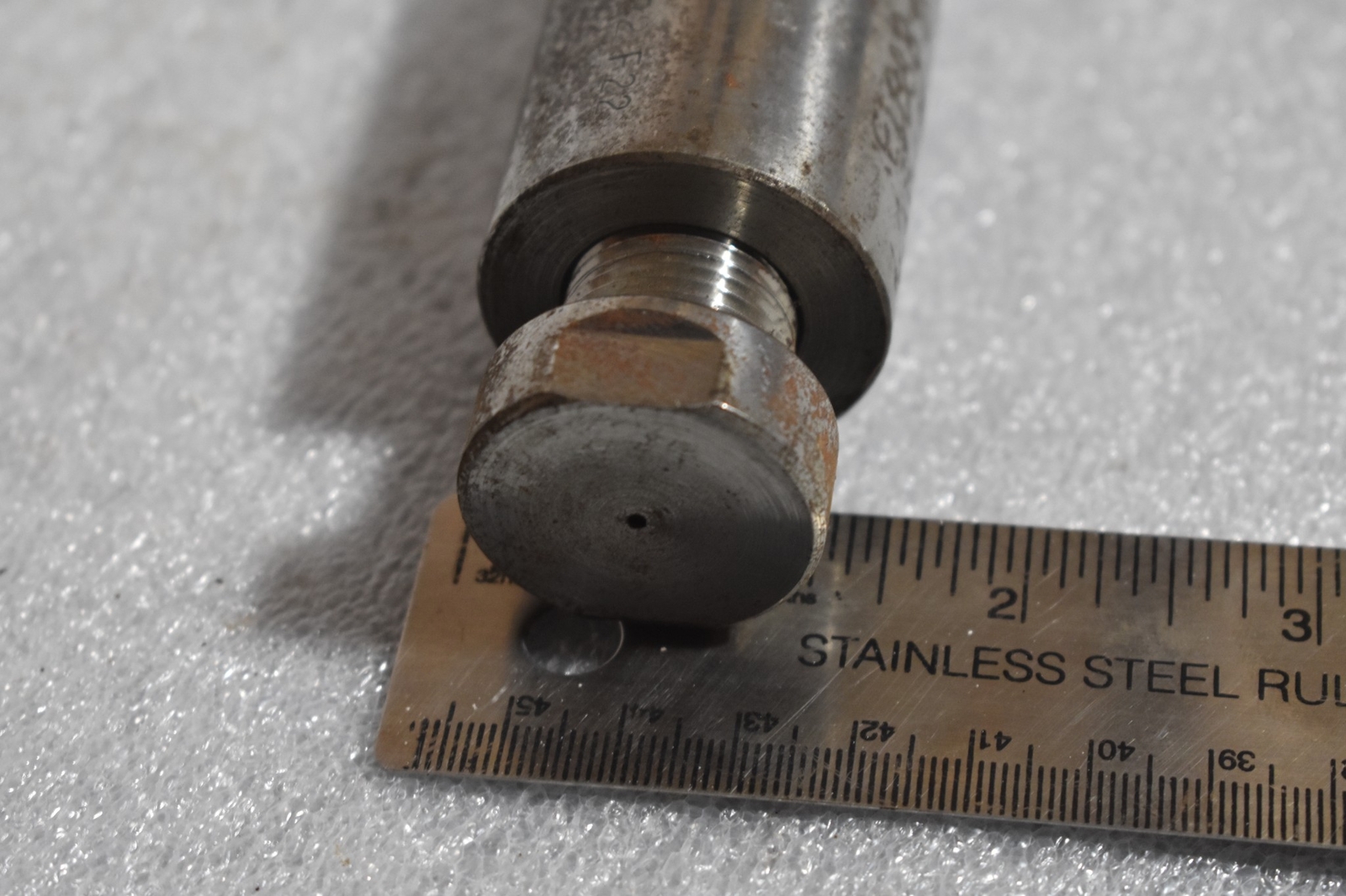 88813 DRIVING ROD, 15-1/16″ OAL, 1″ TIP DIA, 1-1/2″ DIA, A182 F22 STEEL ALLOY