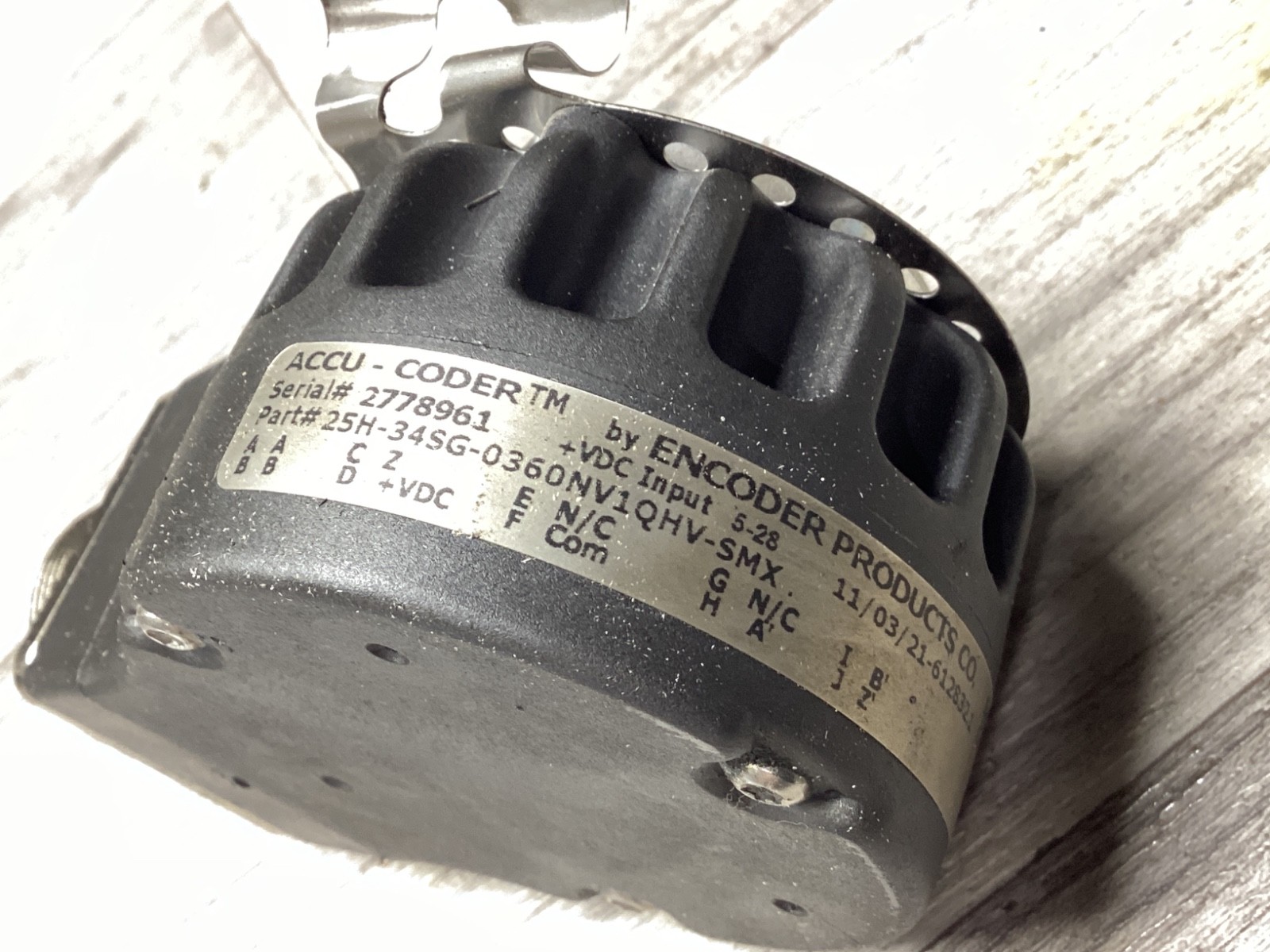 ENCODER PRODUCTS ACCU-CODER 25H-34SG-0360NV1QHV-SMX #112N76