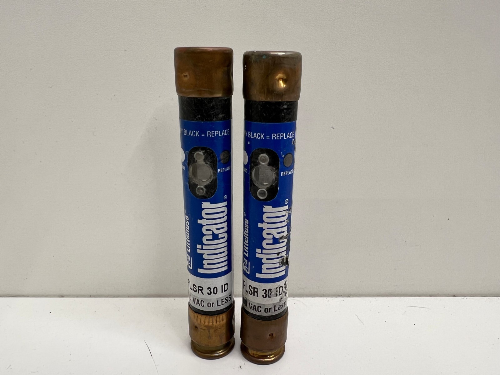 LOT OF (2) NEW OLD STOCK! LITTELFUSE 30A INDICATOR FUSES FLSR-30-ID