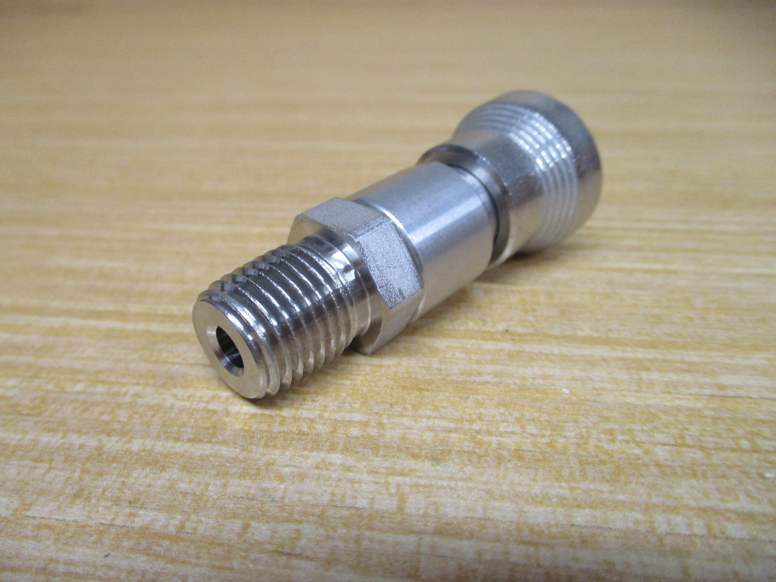 Swagelok SS-QC4-B-4PM Instrumentation Quick Connect Body