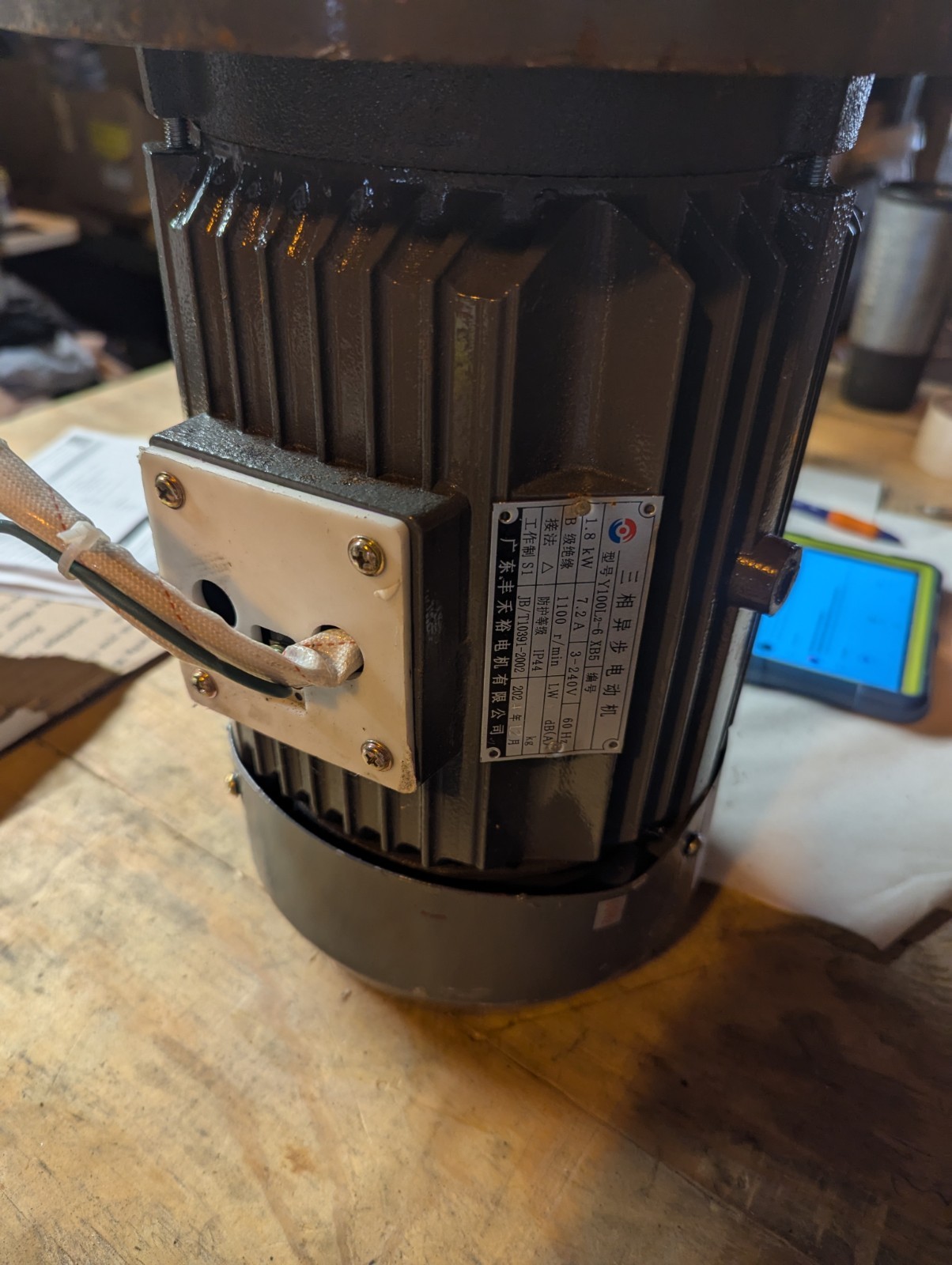 Y100l2-6 Xb5 7.2a 3-240v 60hz