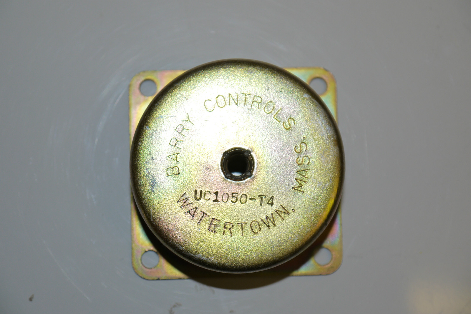 NEW BARRY CONTROLS CUPMOUNTS UC1050-T4 100LB LOAD RANGE CUP MOUNT PROTECTION