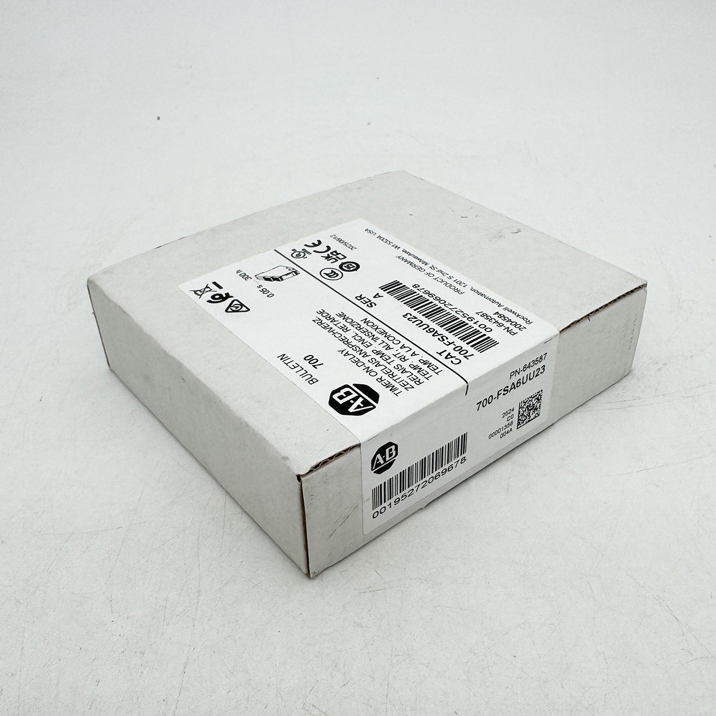 700-FSA6UU23 DIN Rail Mount Timing Relay, 22.5mm New Original 700FSA6UU23