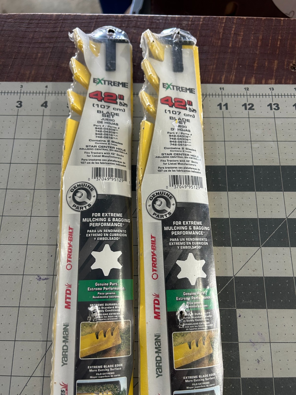 2-pack GENUINE MTD EXTREME 490-110-0137 42″ MULCHING BAGGING mower BLADE SET