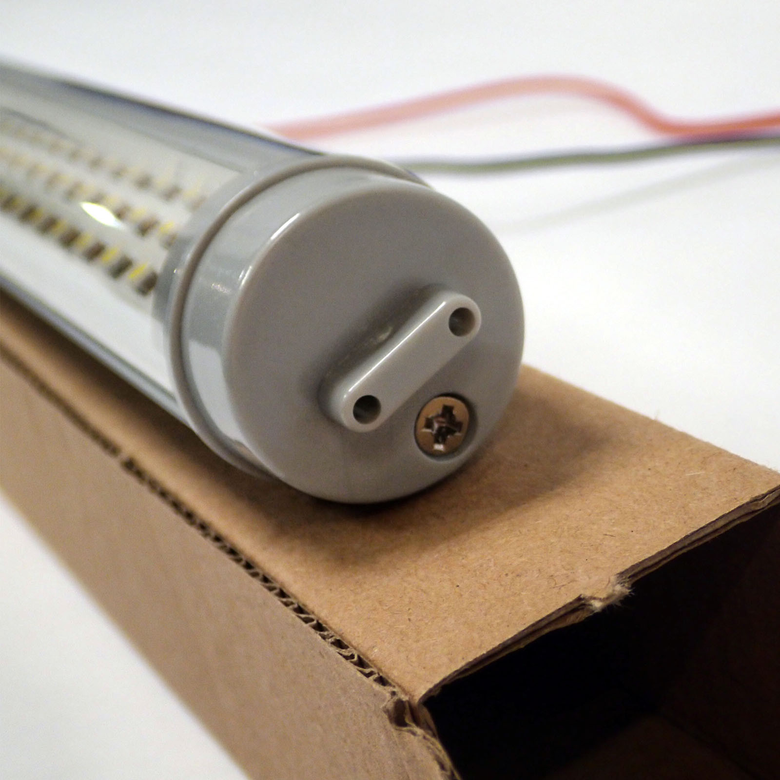 24 PCS 24″ NIB LED TUBES T8 4100-4400K 24 Vdc OFF-GRID SOLAR WIND GENERATION PV