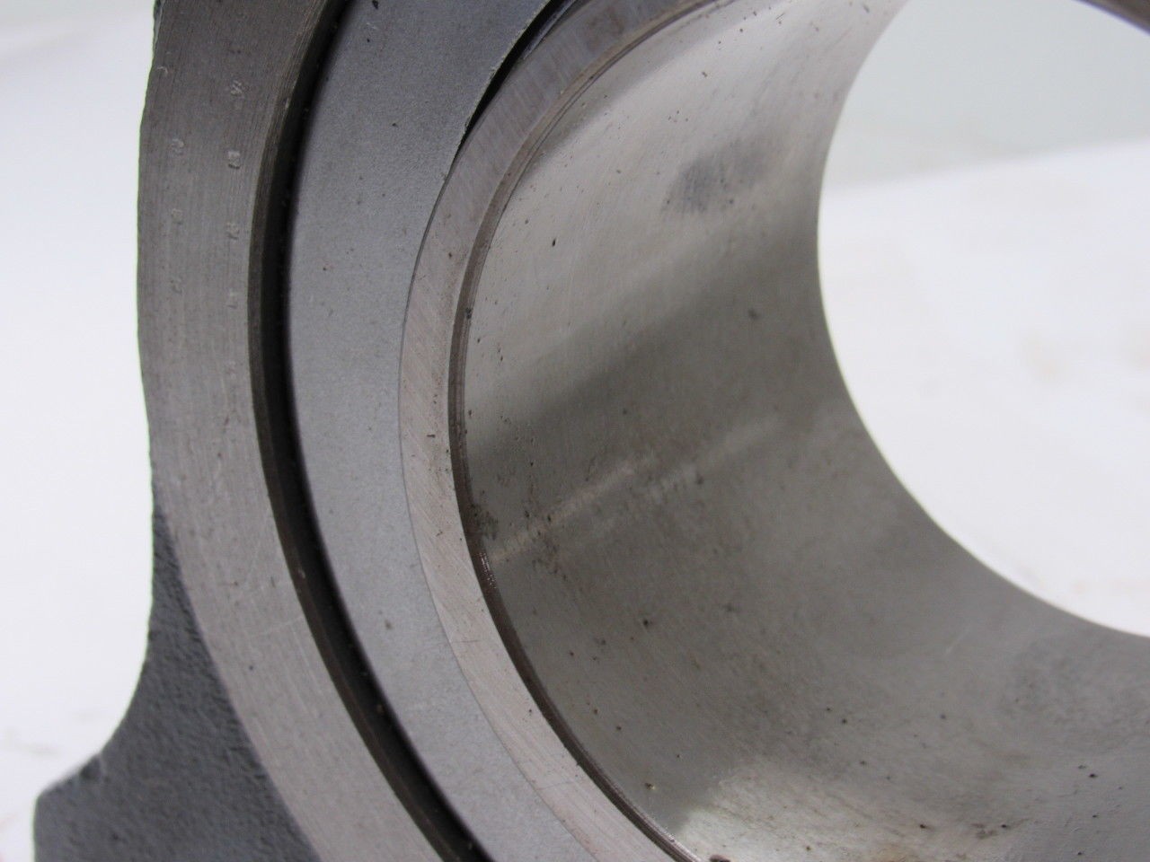 Browning TU900 2-15/16″ Bore Eccentric Take Up Roller Bearing