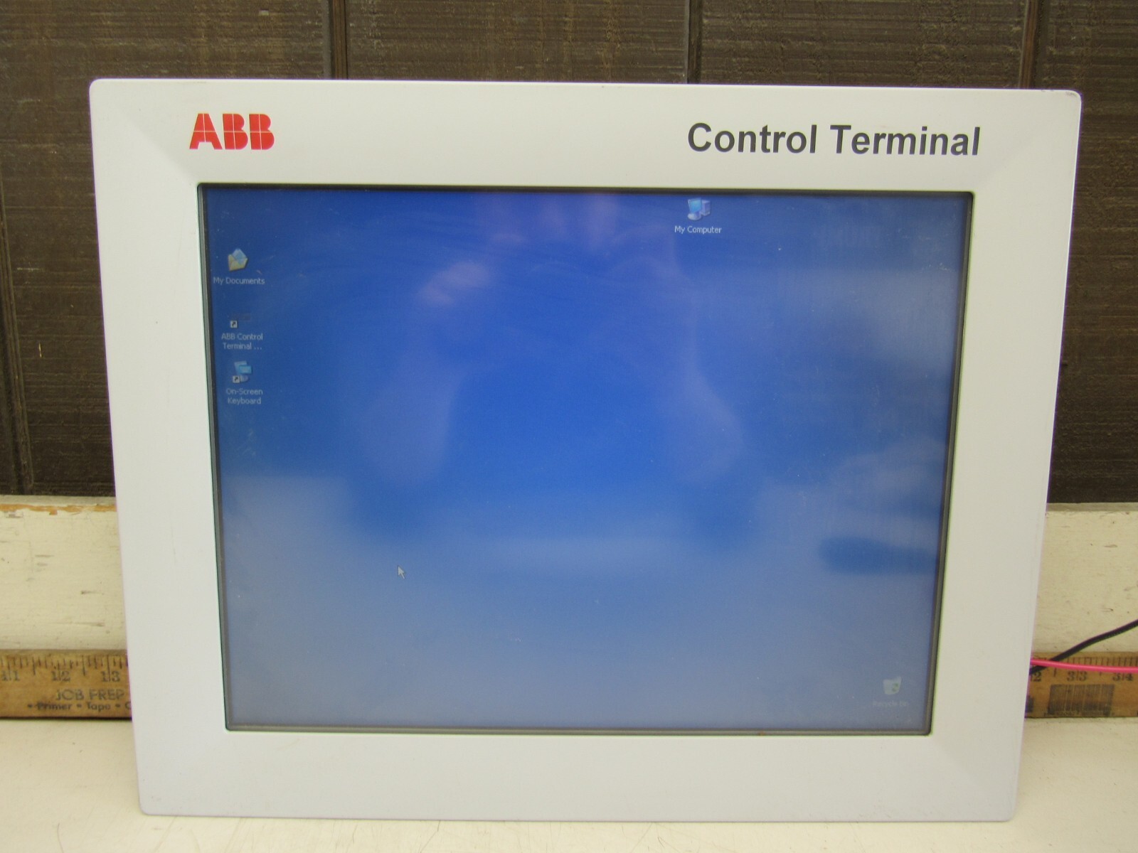 ABB TOUCH PANEL TPC11571 CONTROL TERMINAL 15″ COLOR 115VAC XLNT USED TAKEOUT !@!