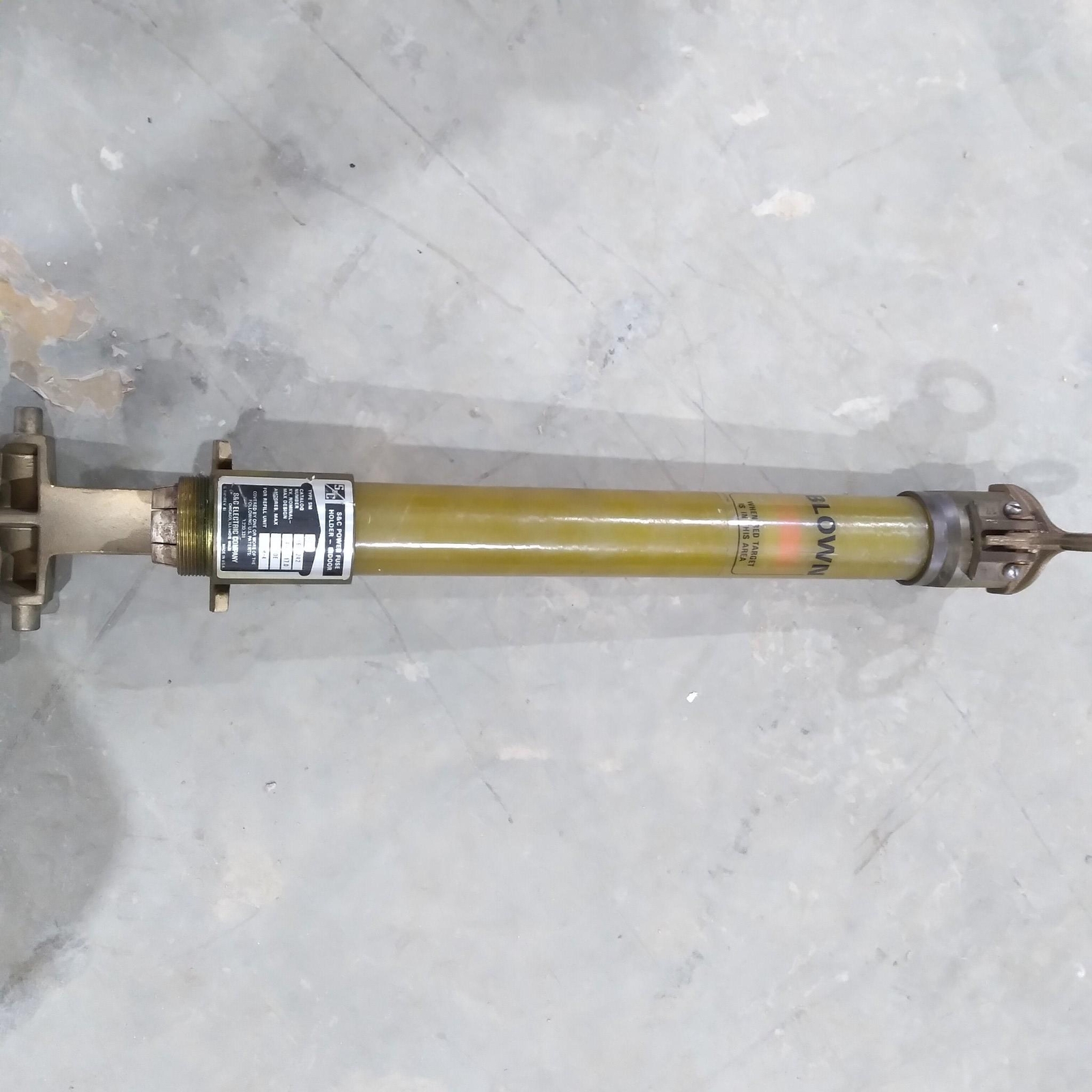 S & C POWER FUSE HOLDER-INDOOR 4Z 866 32R2 14.4-17.0KV 200E SM-4