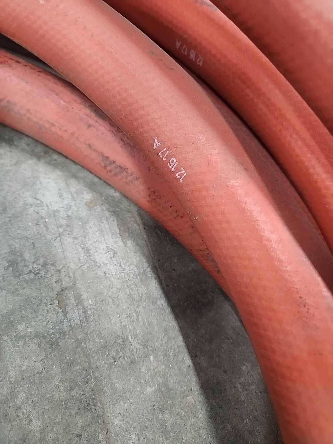 Continental Variflex Partial 1″ 200PSI Non-Conductive Multipurpose Red Hose