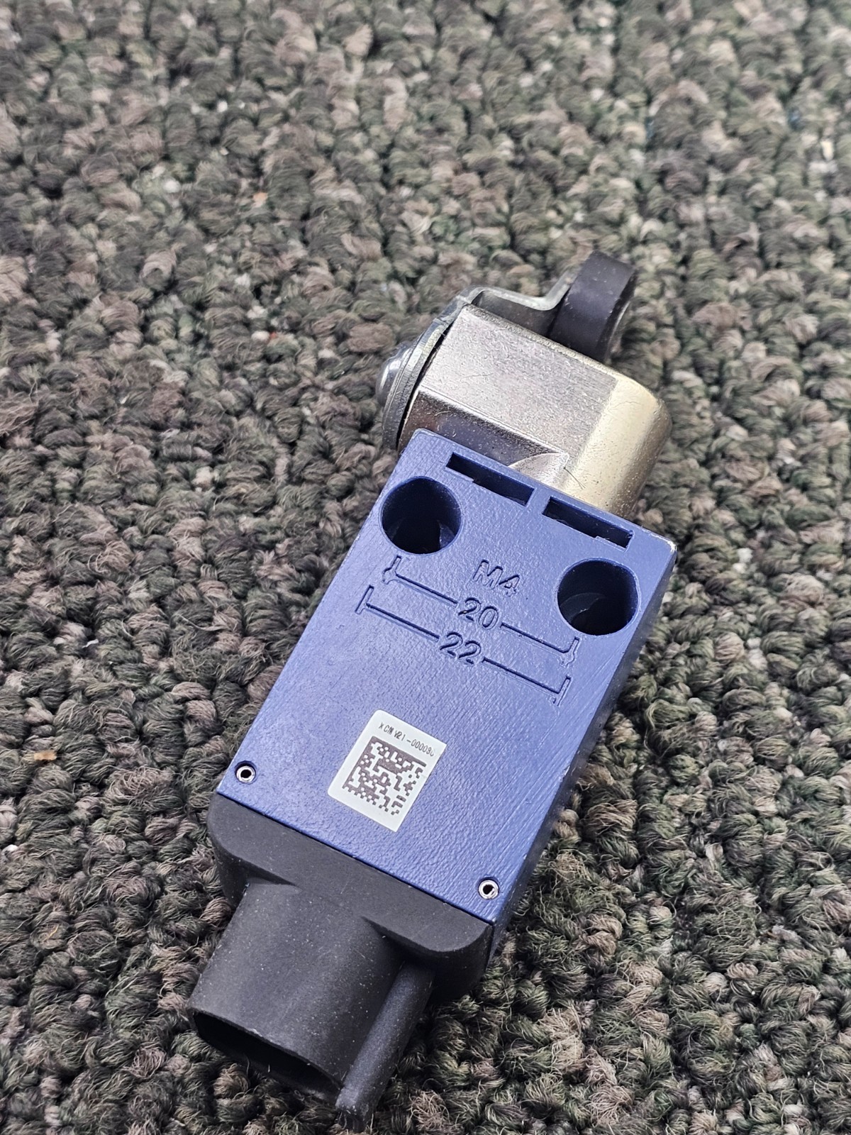 Telemecanique Sensors XCMV2125D44RVSR Sensor Limit Switch