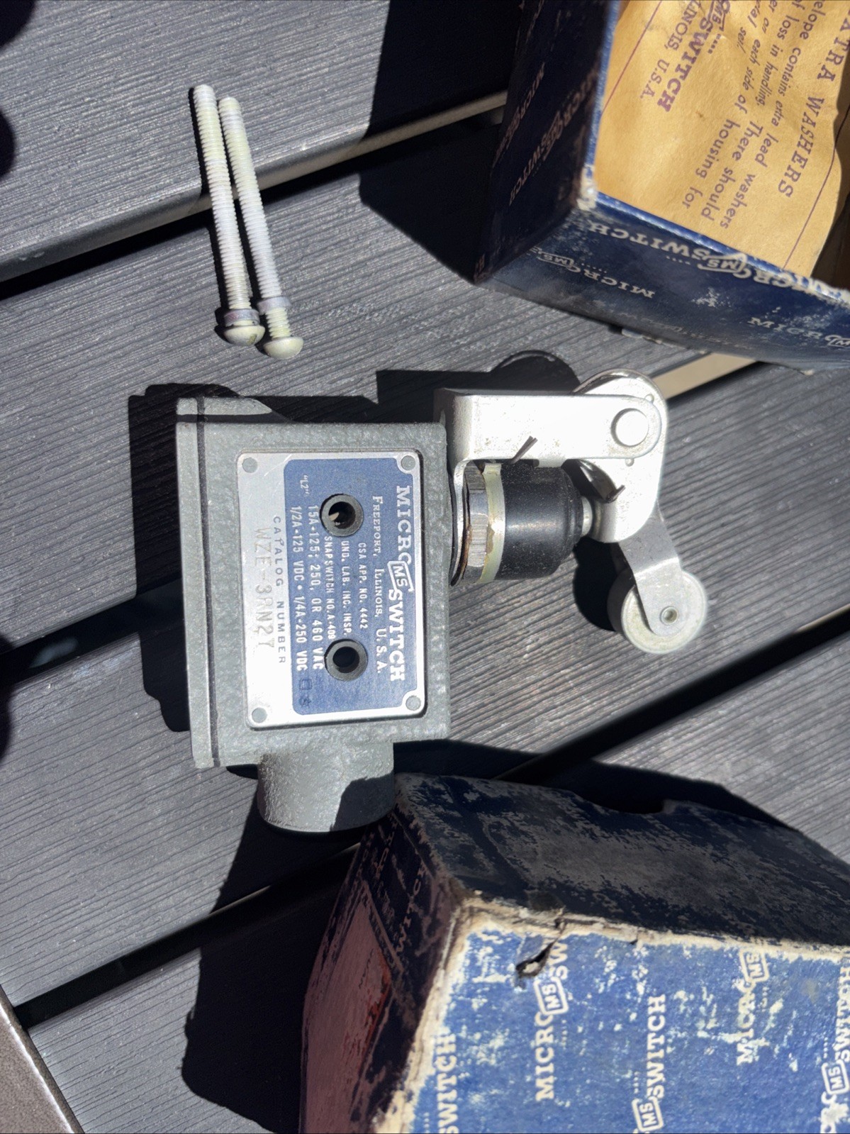 Micro Switch Wze-3rn27 Honeywell Roller Limit Switch