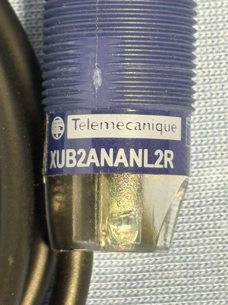 4x Telemecanique Proximity Switch Part XUB2AKSNL2T XUB2ANANL2R for Adani BV 5030